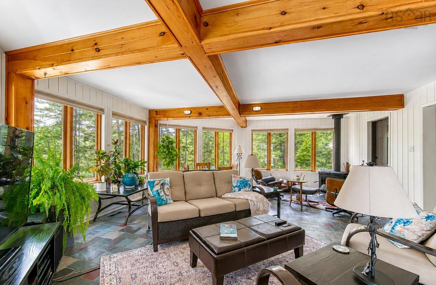 $1,295,000.00: 2515 Hwy 331, West Lahave