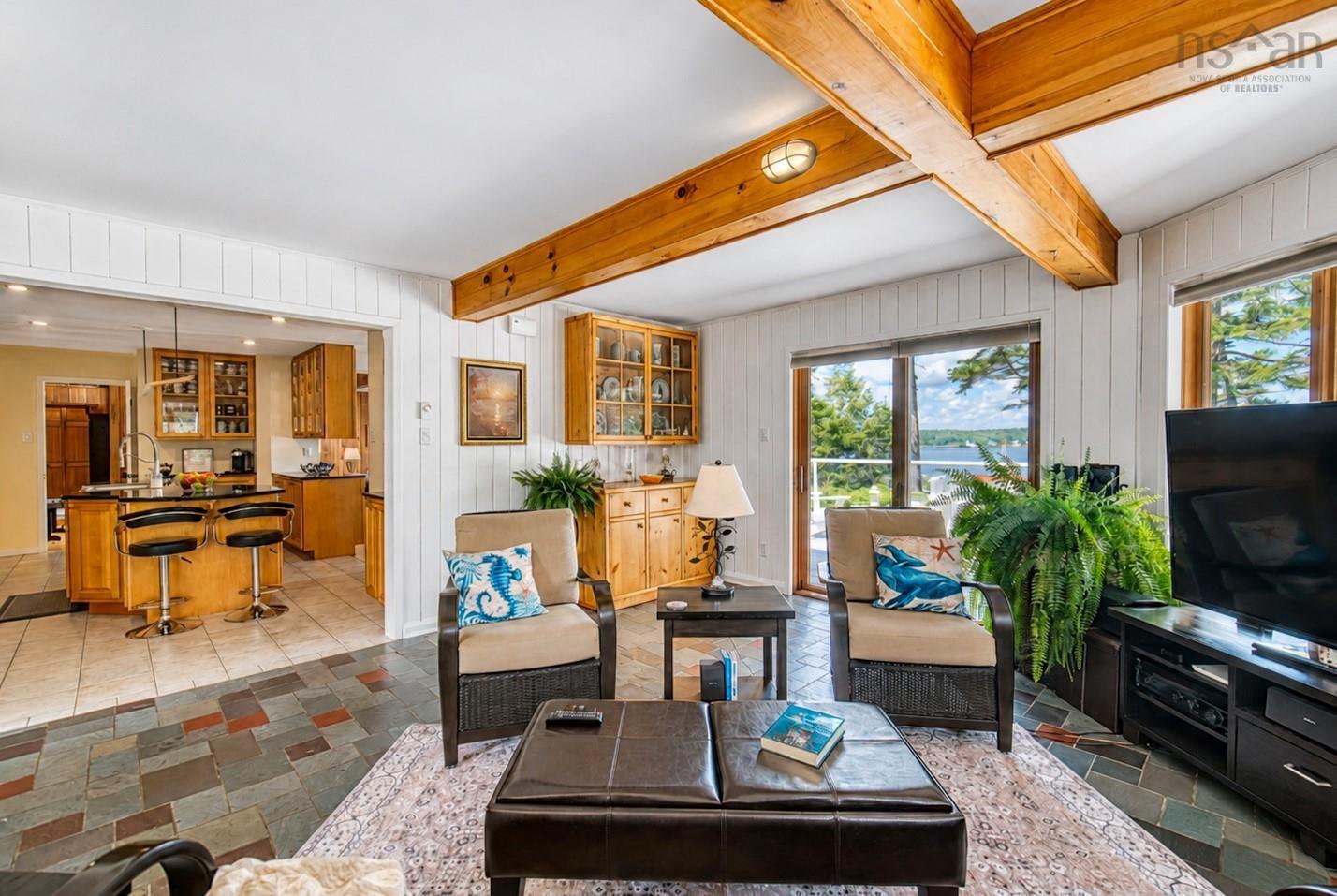 $1,295,000.00: 2515 Hwy 331, West Lahave