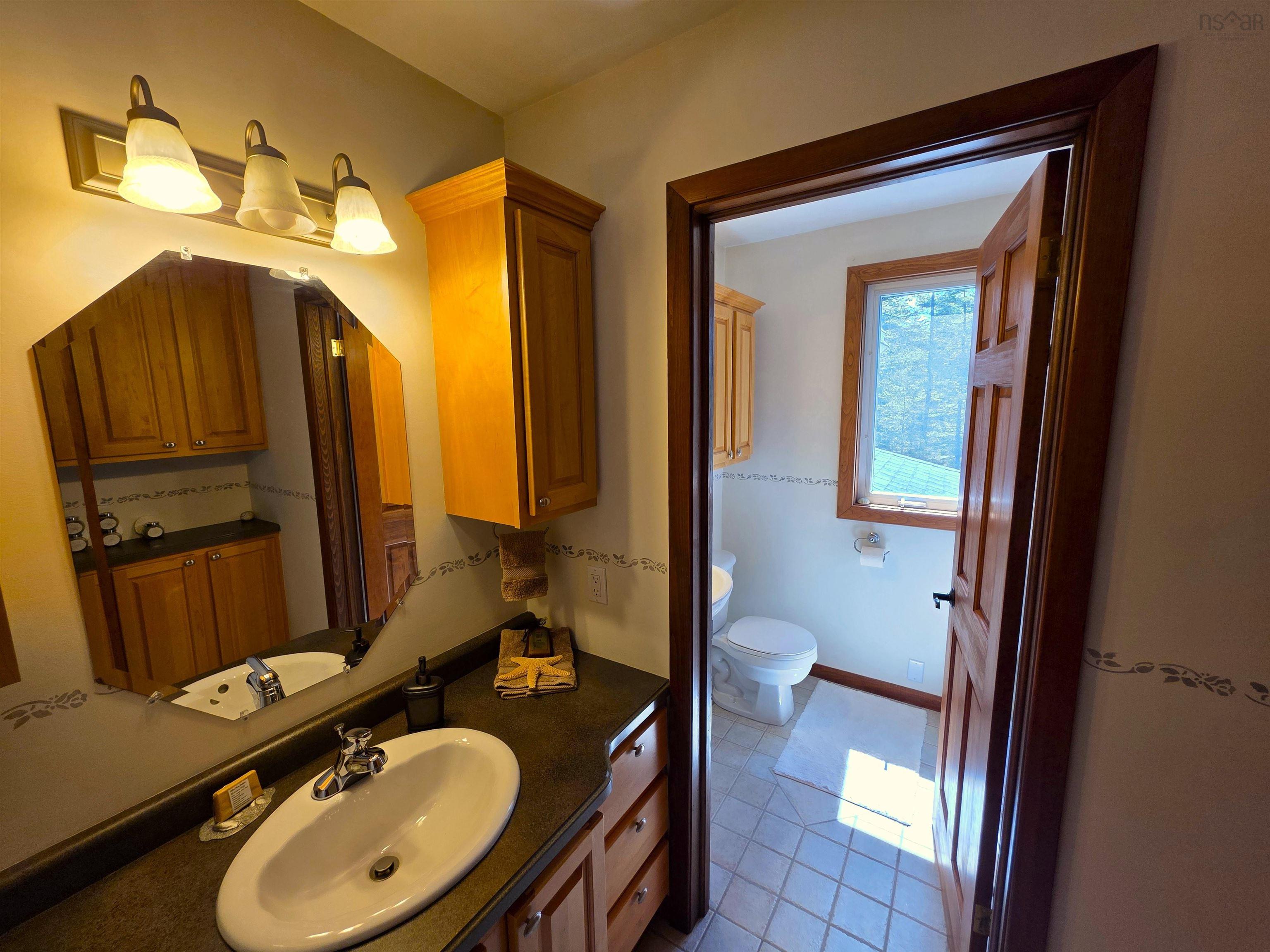 $1,295,000.00: 2515 Hwy 331, West Lahave