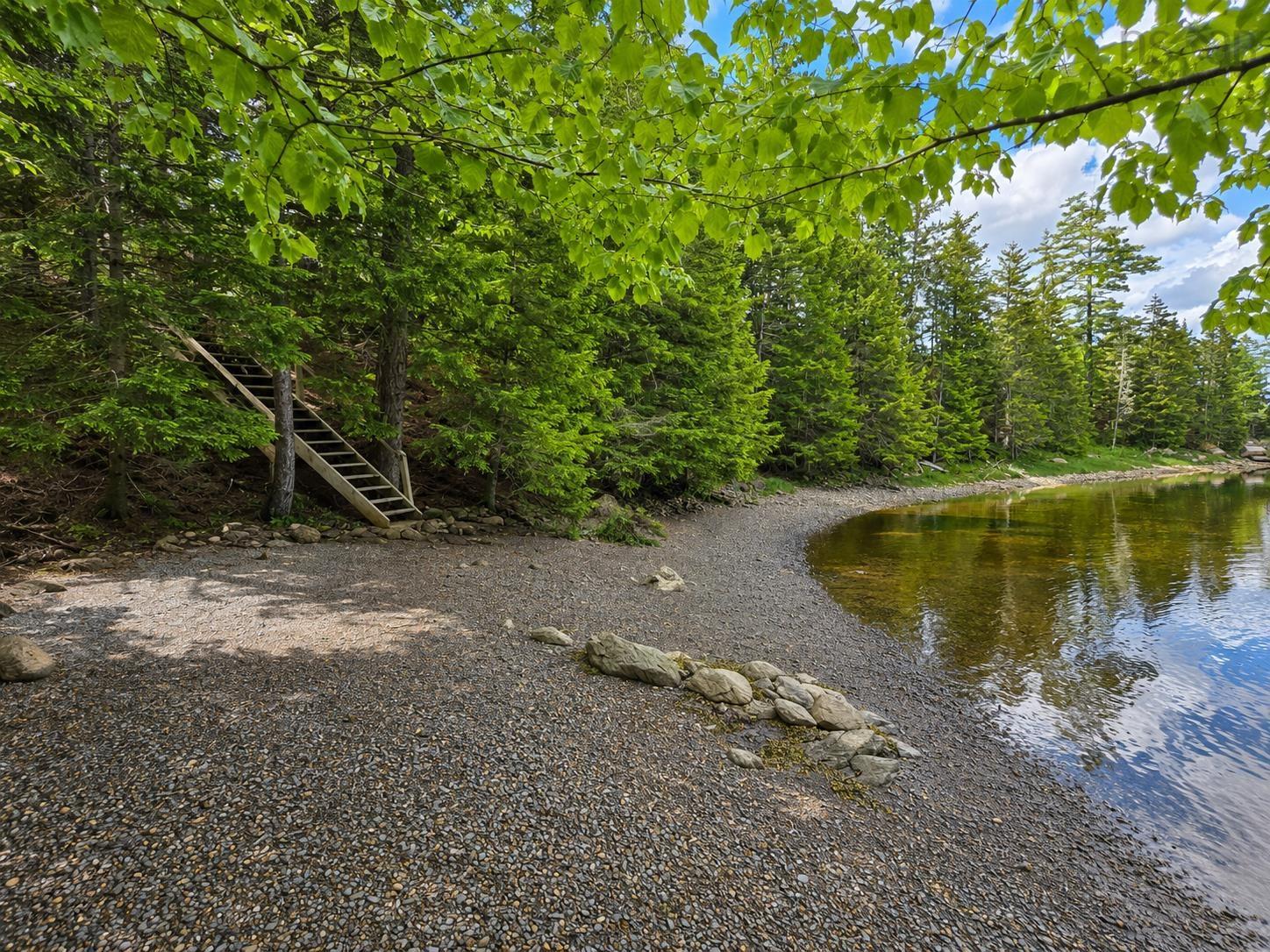 $1,295,000.00: 2515 Hwy 331, West Lahave