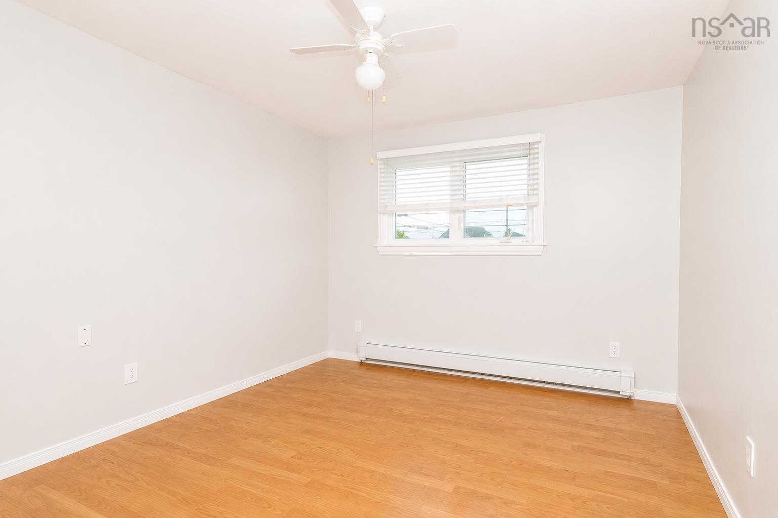 $299,900.00: 112 South Street, Glace Bay