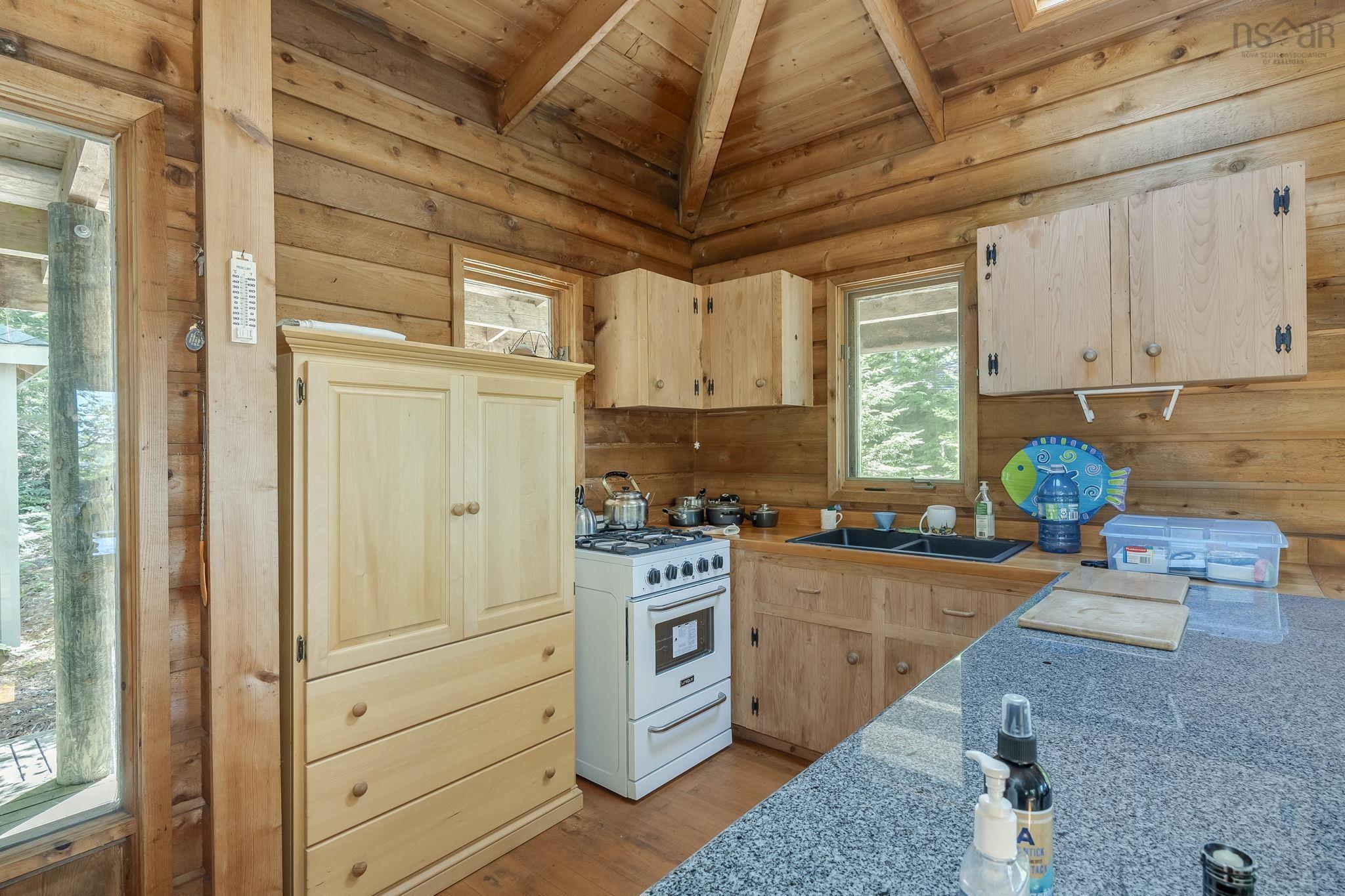 $425,000.00: 207 Middle Fork Road, Sherbrooke Lake
