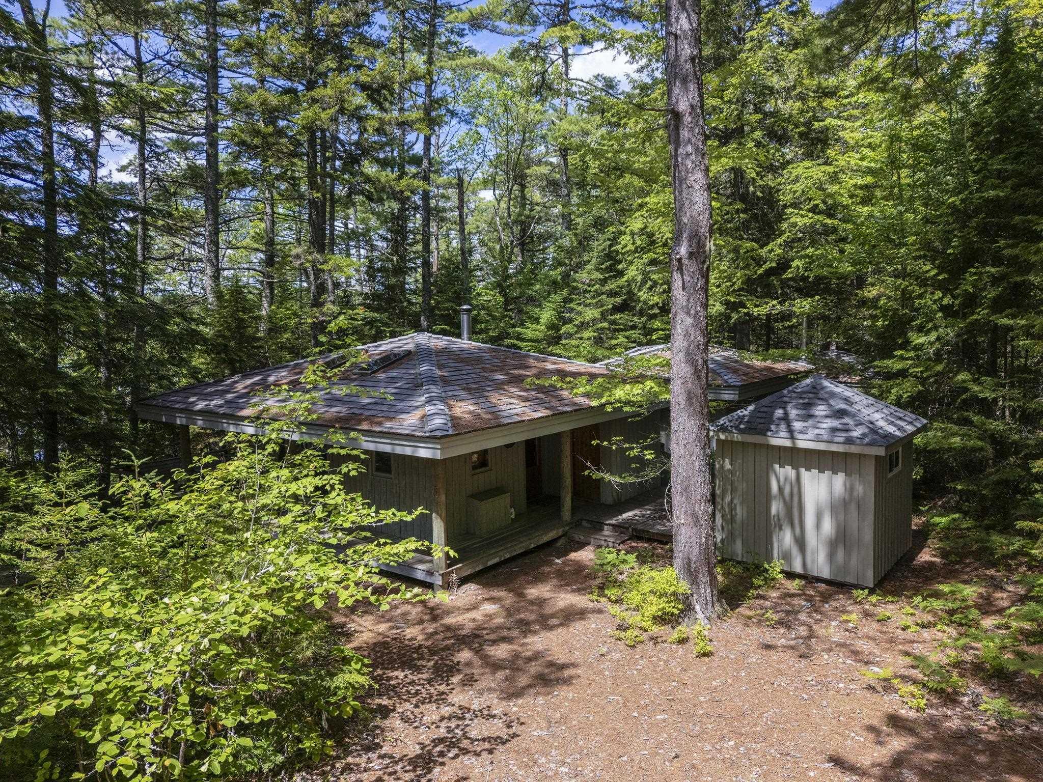 $425,000.00: 207 Middle Fork Road, Sherbrooke Lake