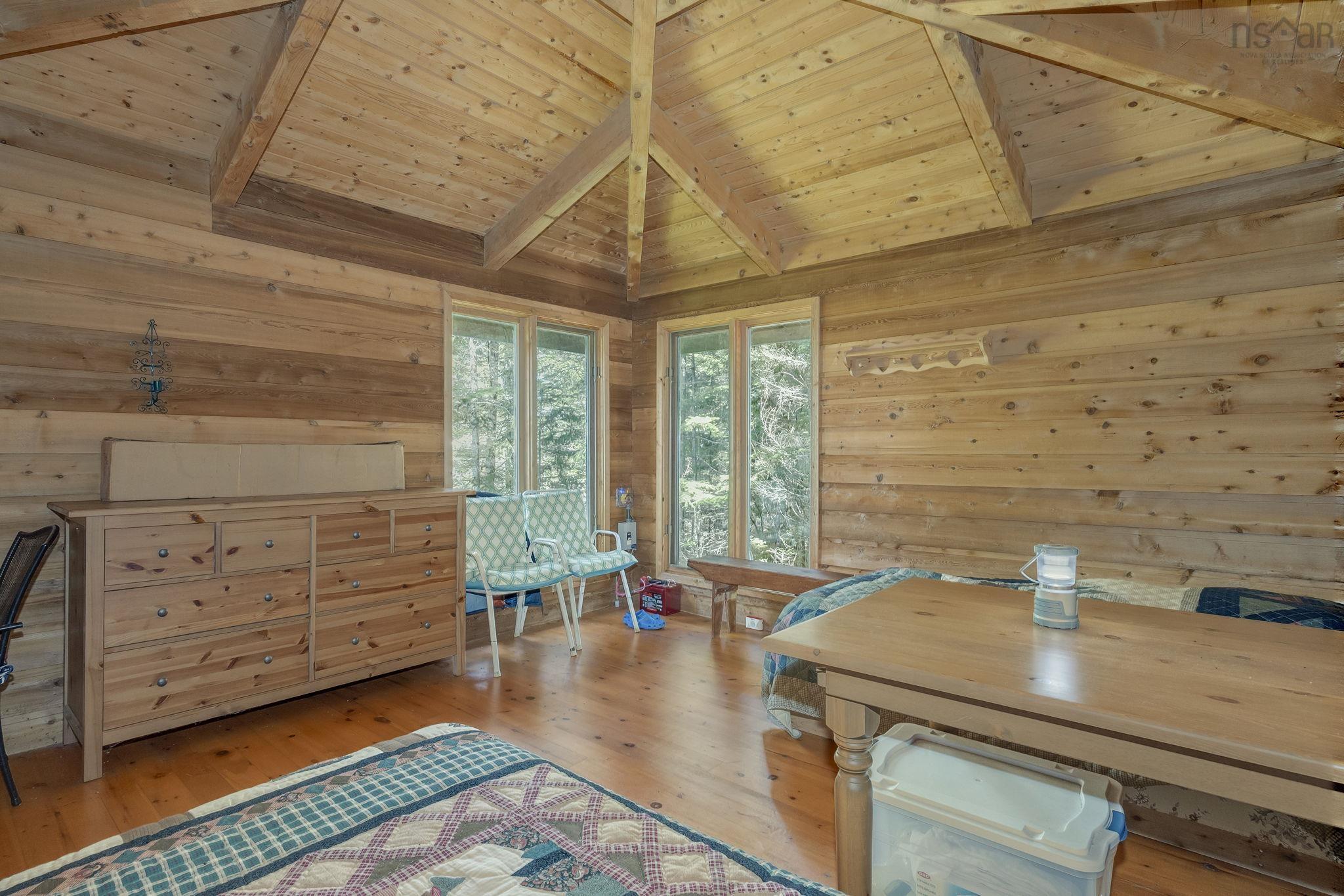 $425,000.00: 207 Middle Fork Road, Sherbrooke Lake