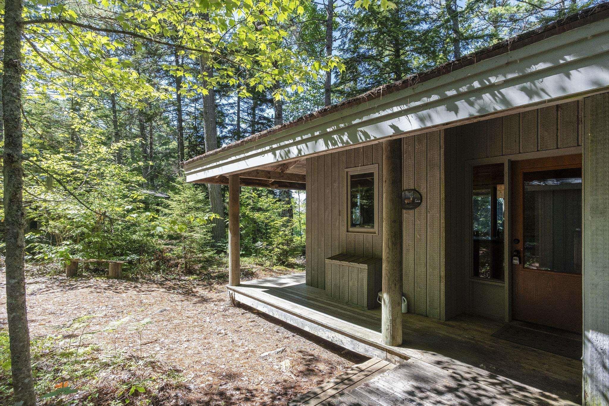 $425,000.00: 207 Middle Fork Road, Sherbrooke Lake