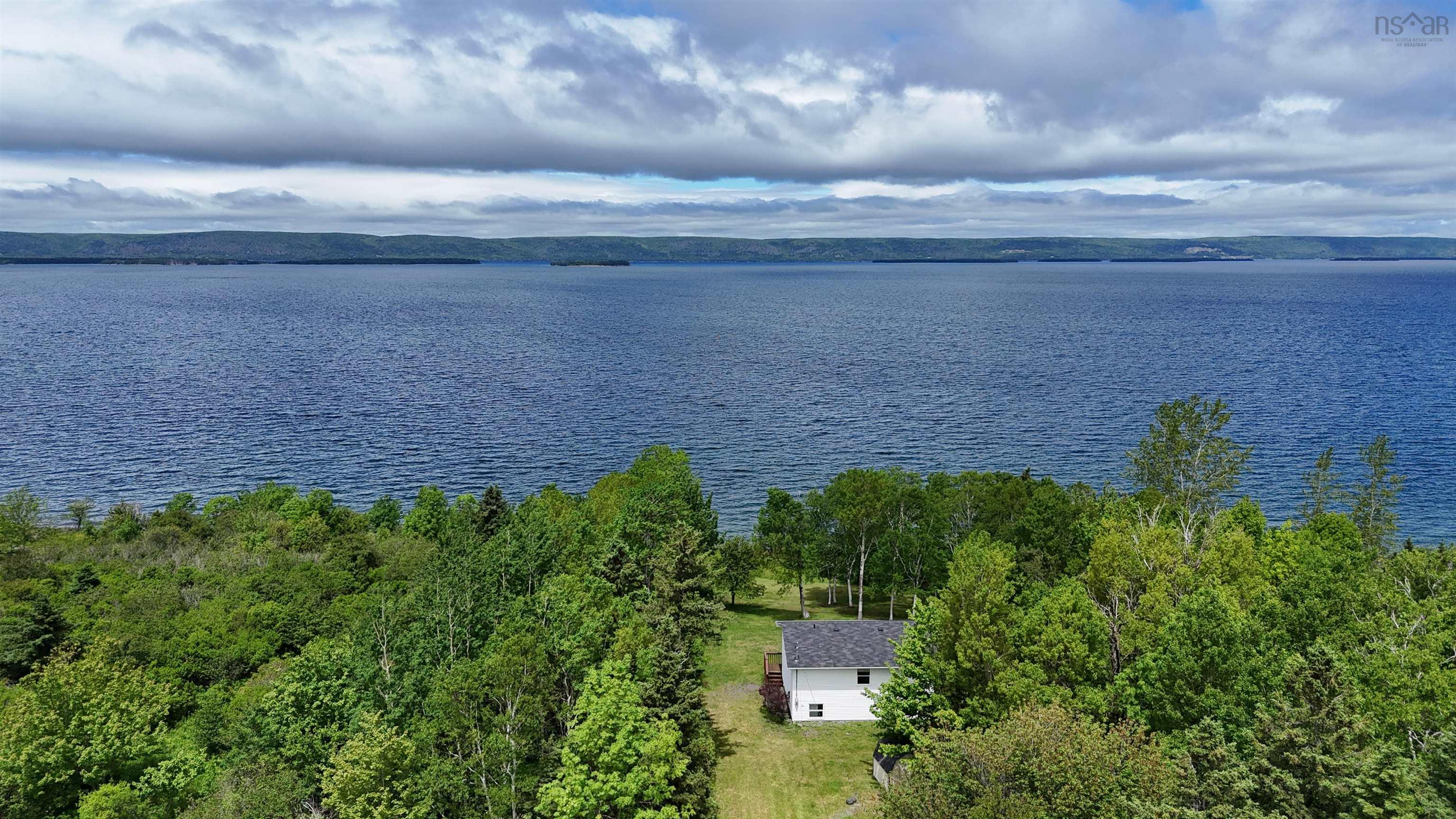 $399,000.00: 3653 West Bay Road, St. Georges Channel