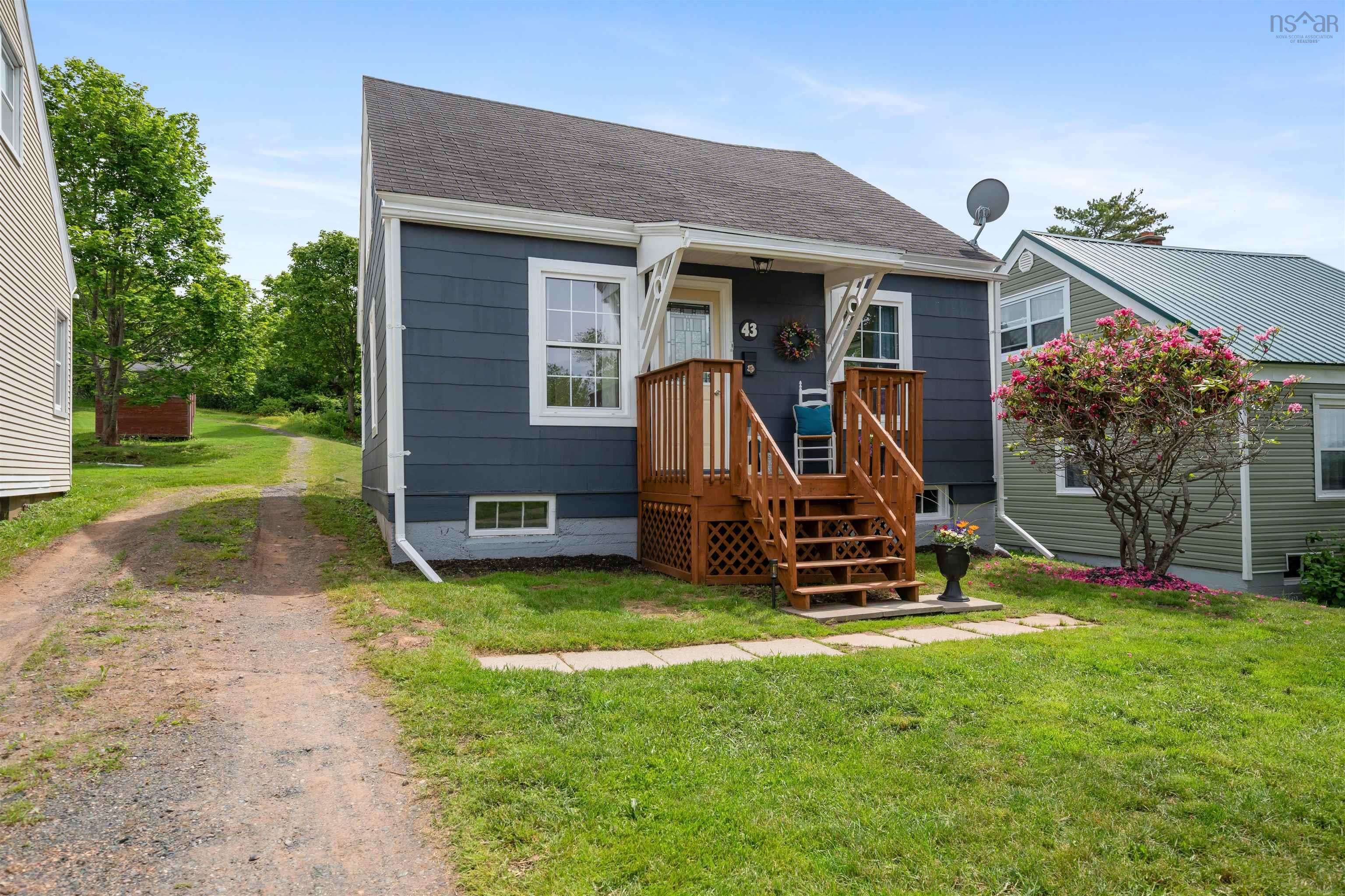 $225,000.00: 43 Highland Drive, New Glasgow