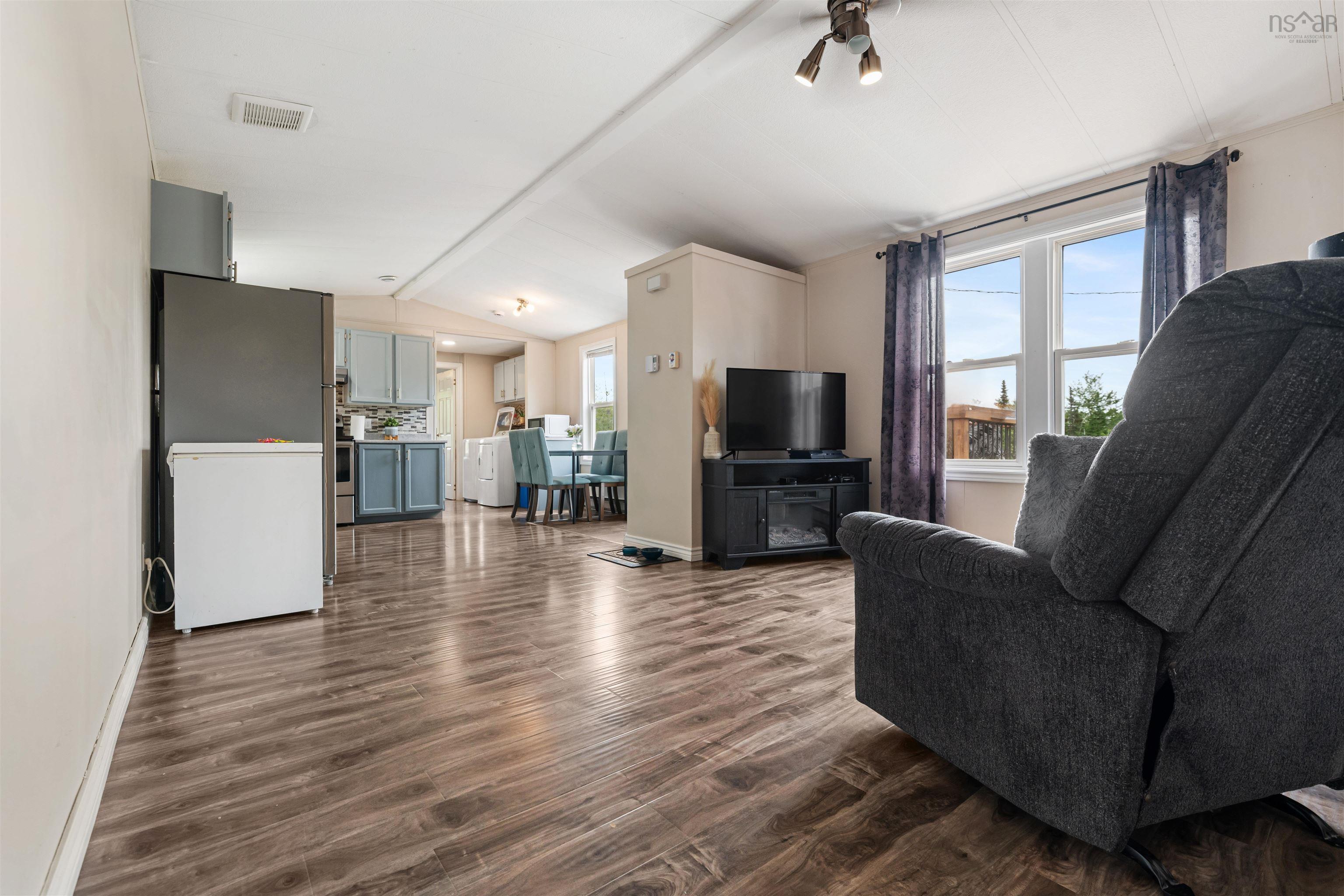 $229,900.00: 271 Glenmore Road, Glenmore