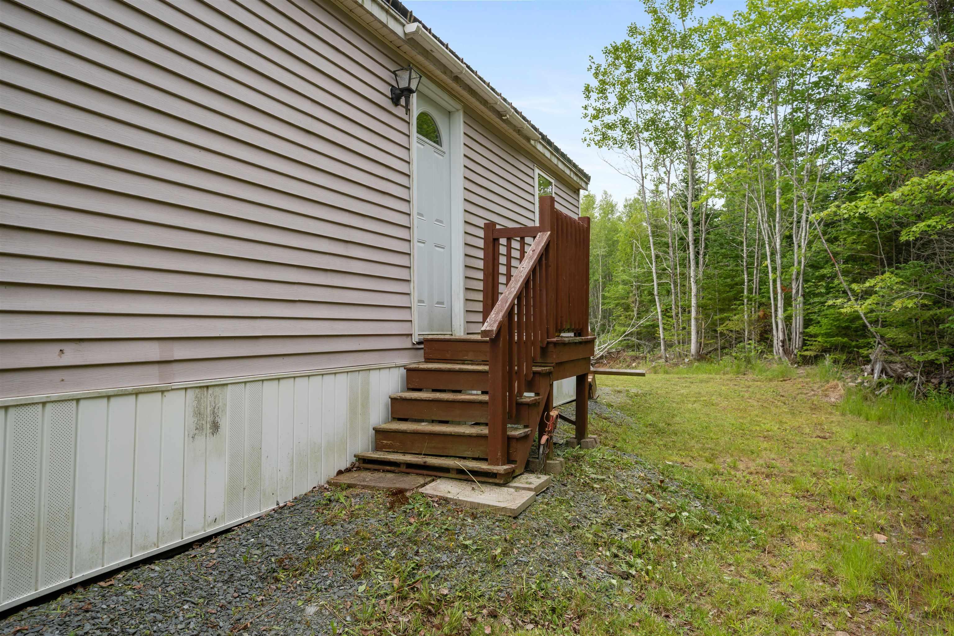 $229,900.00: 271 Glenmore Road, Glenmore