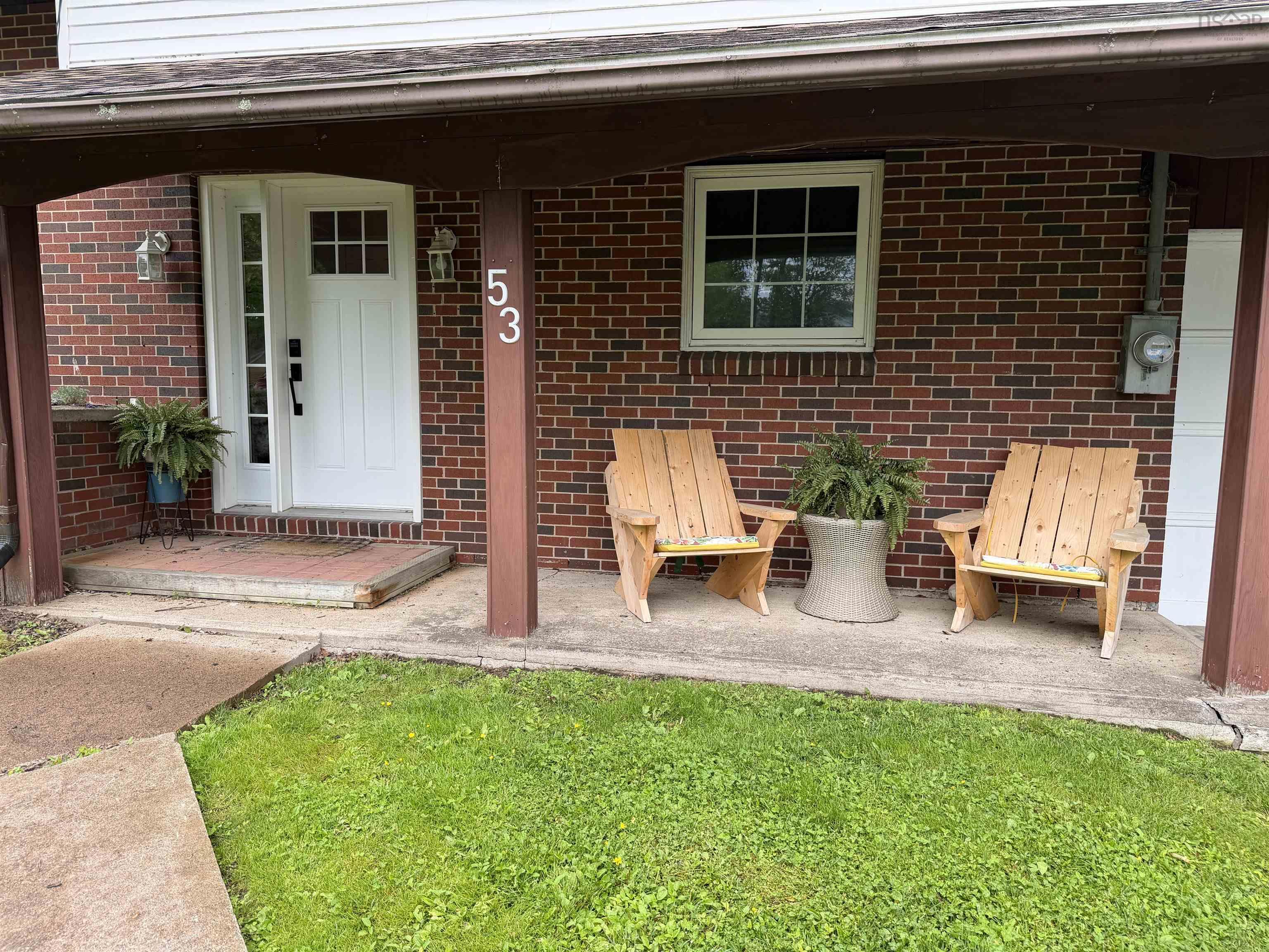 $423,000.00: 53 Birch Hill Drive, Stellarton