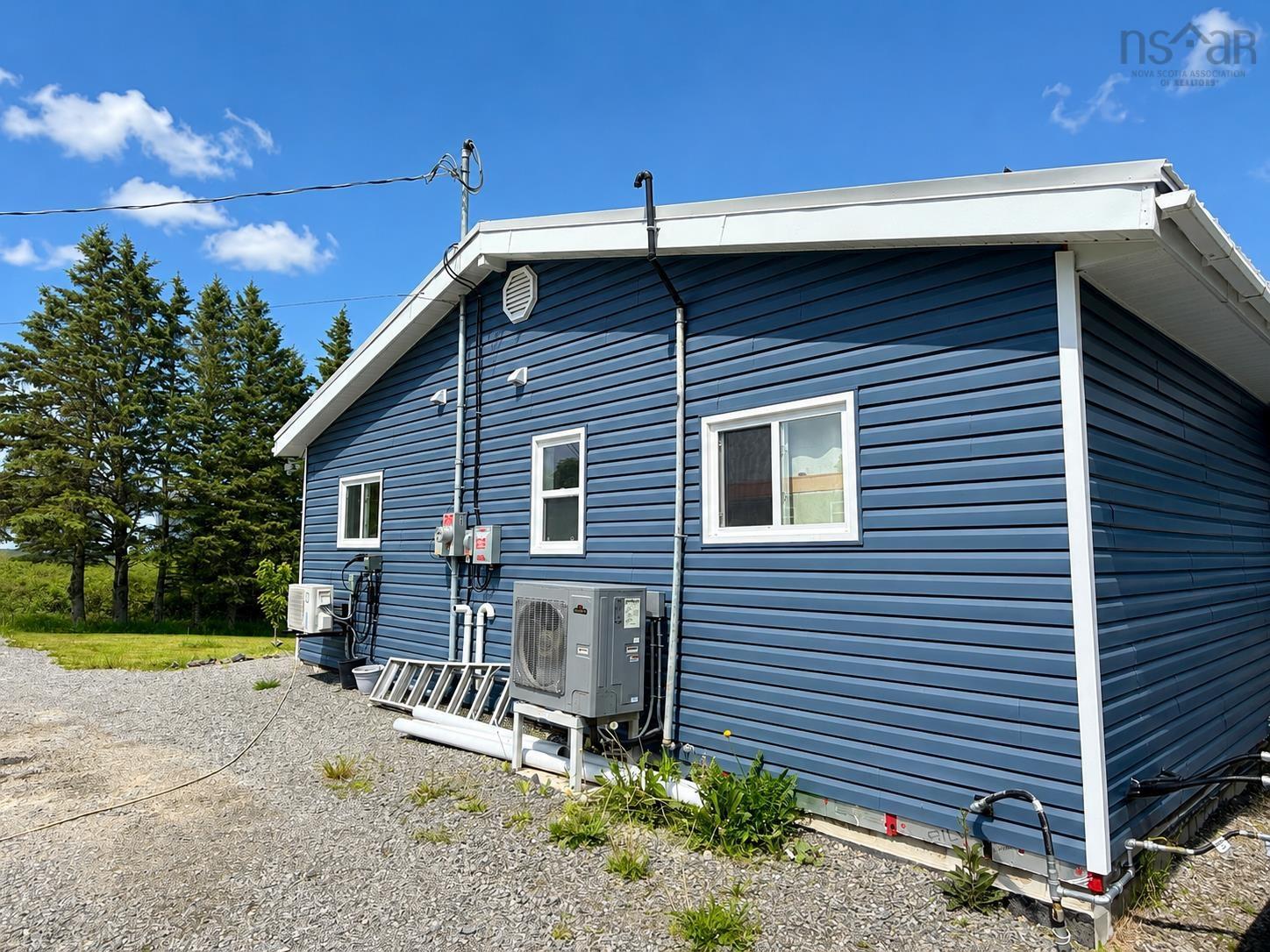 $279,900.00: 1 Dick Giffins Hill, Goldboro