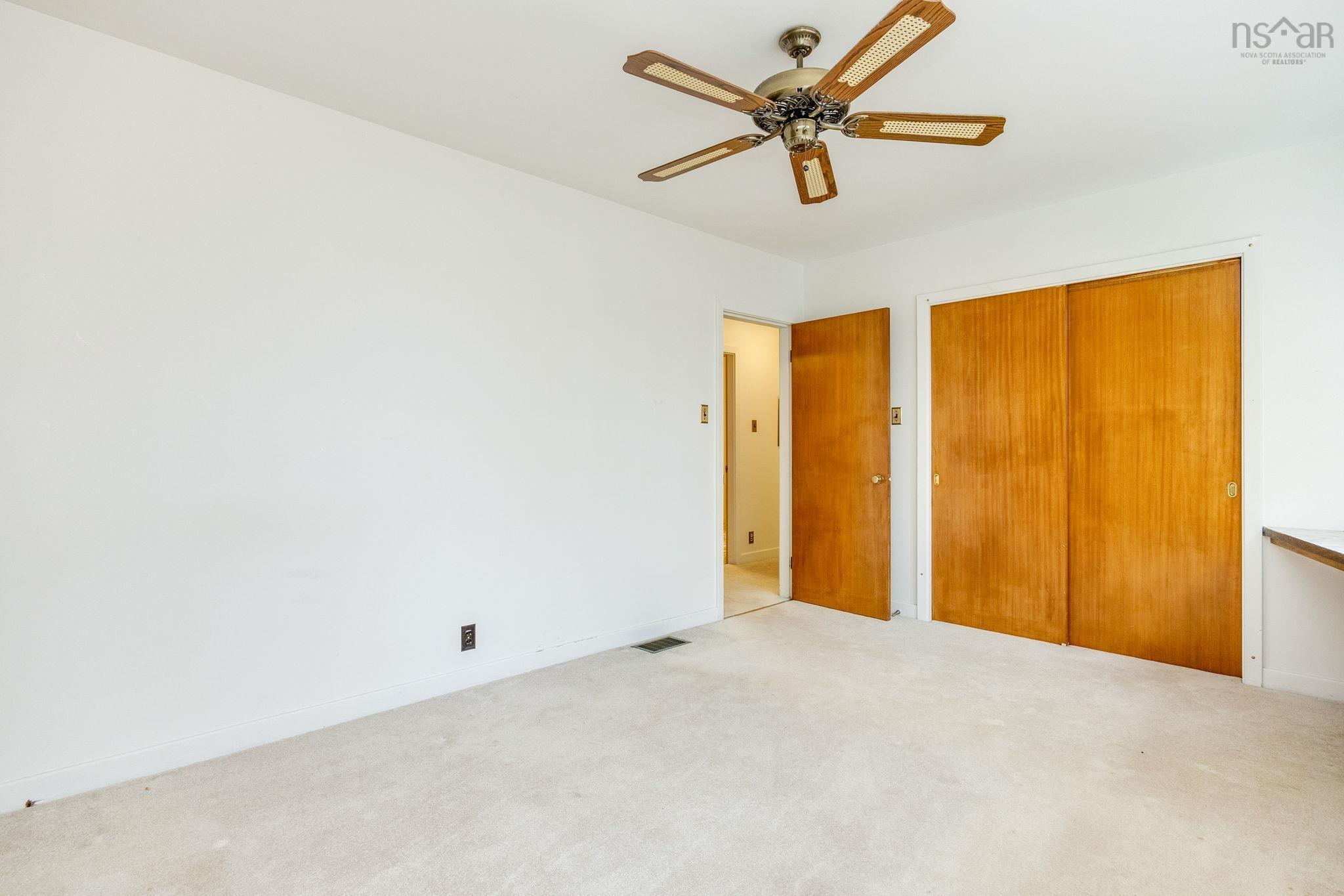 $439,000.00: 489 Pine Ridge Avenue, Kingston