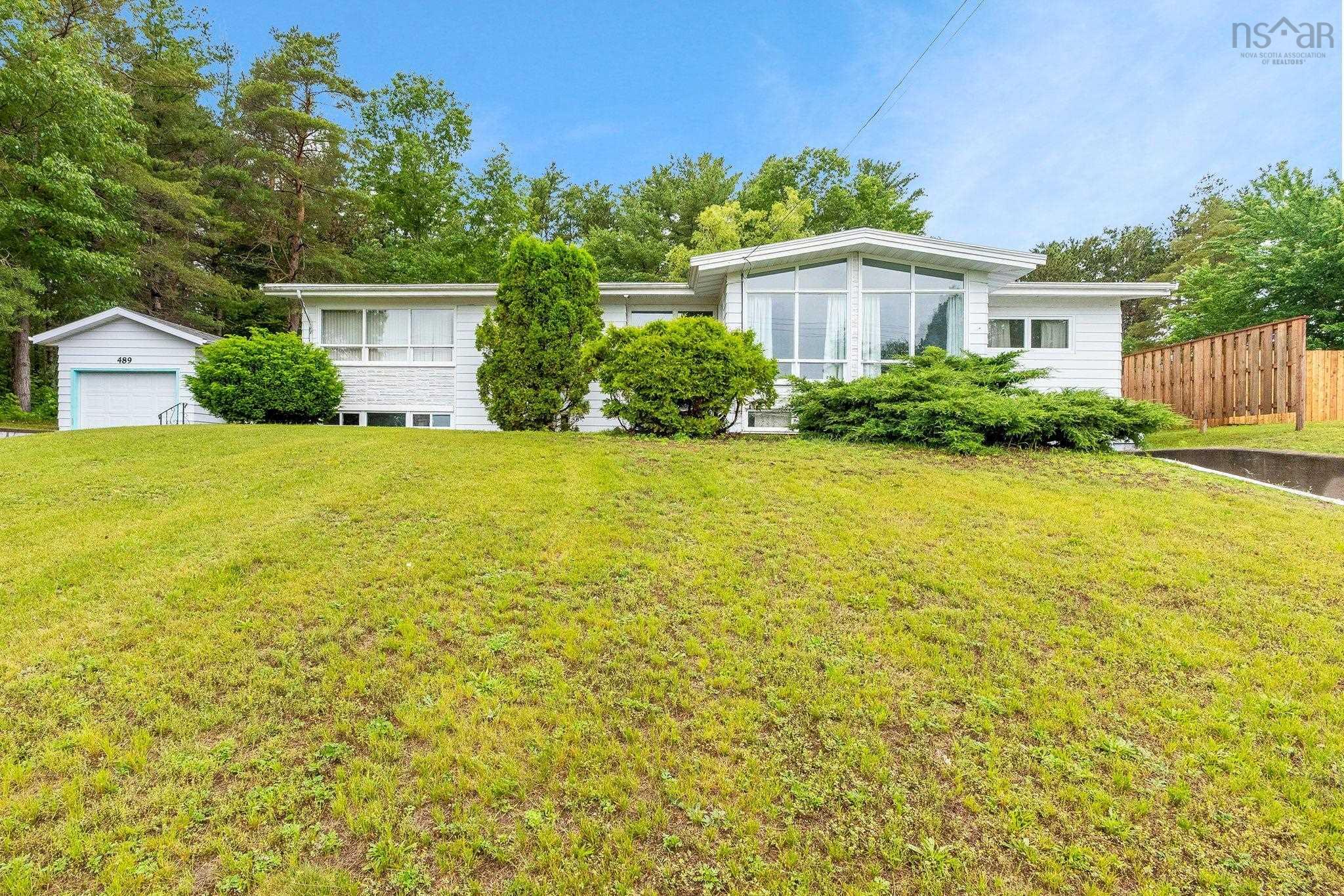 $439,000.00: 489 Pine Ridge Avenue, Kingston