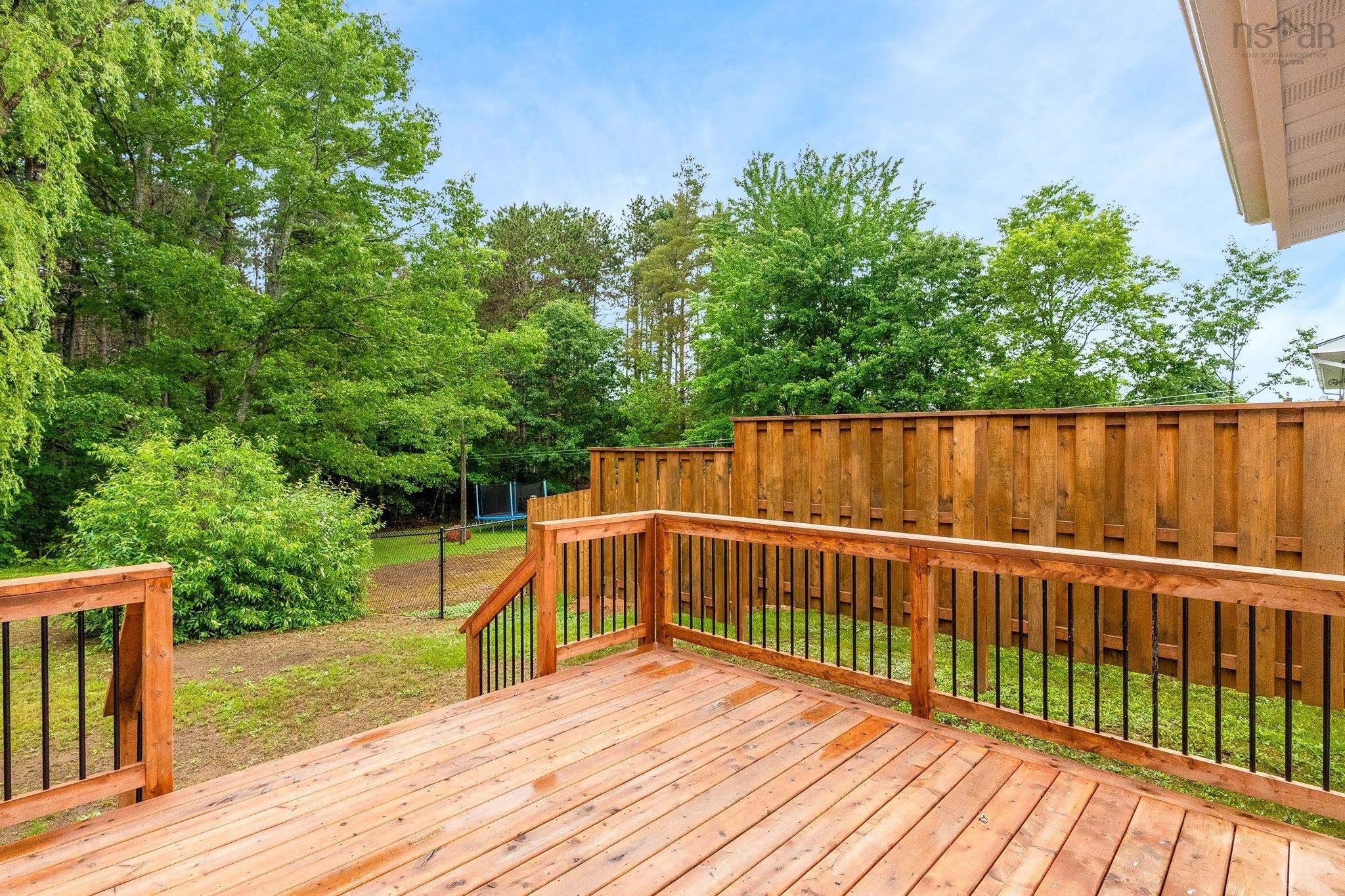 $439,000.00: 489 Pine Ridge Avenue, Kingston