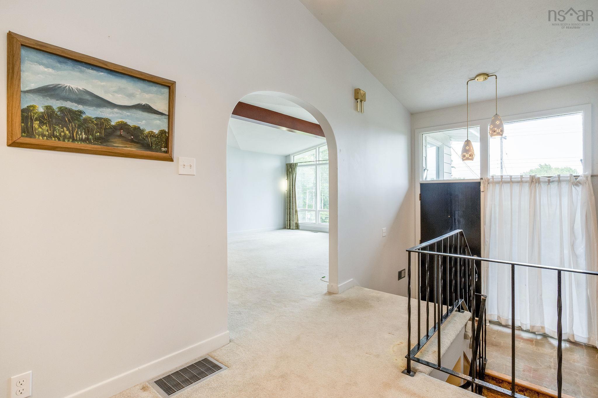 $439,000.00: 489 Pine Ridge Avenue, Kingston