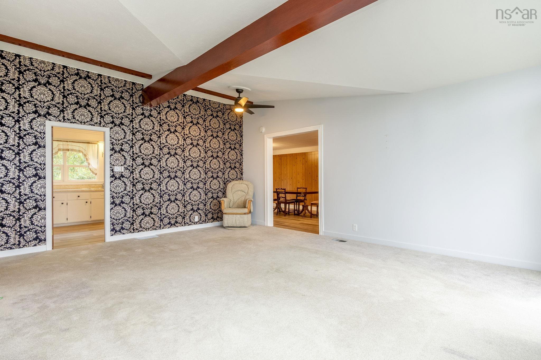 $439,000.00: 489 Pine Ridge Avenue, Kingston