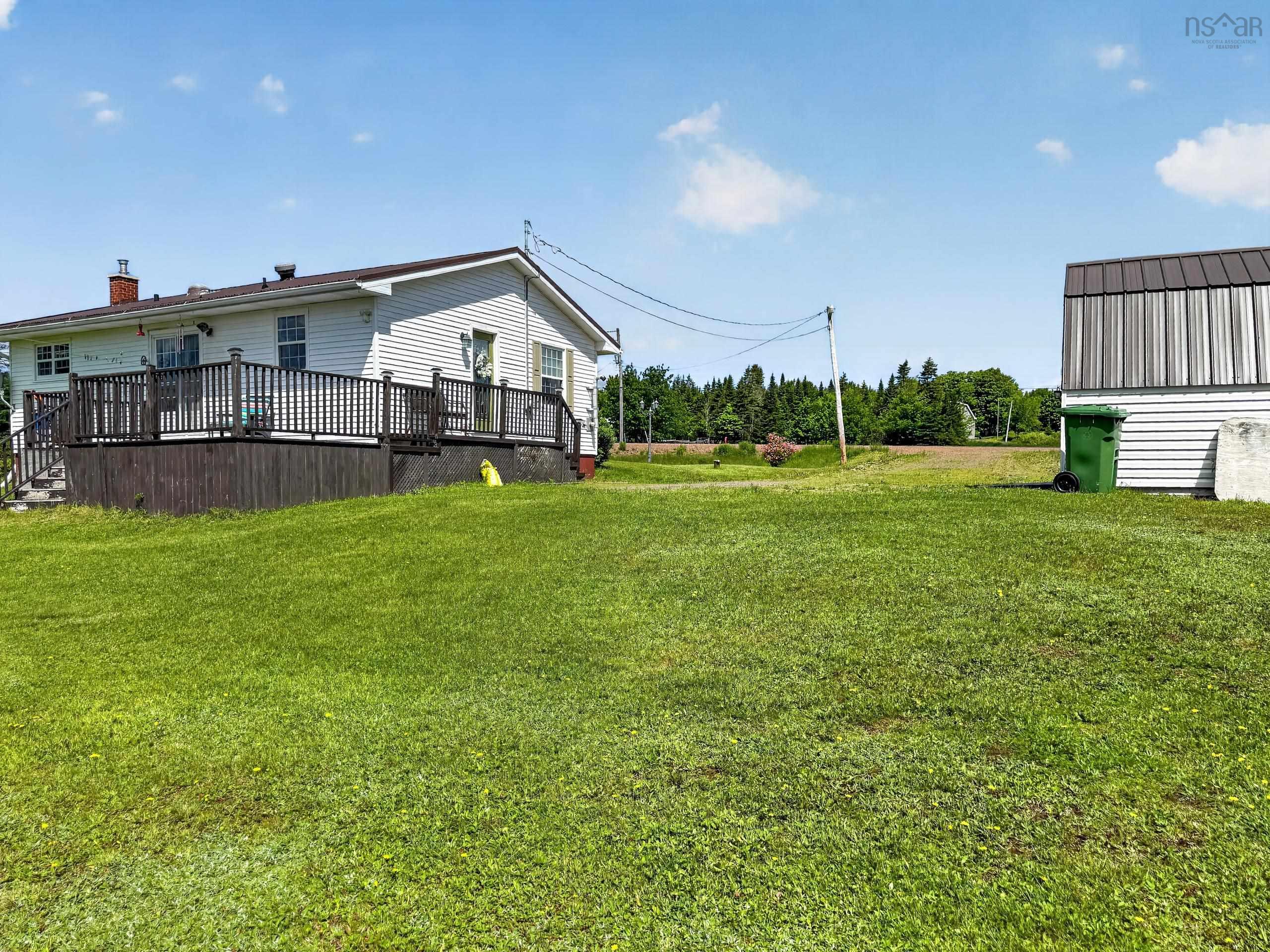 $288,900.00: 4400 Highway 311, Nuttby