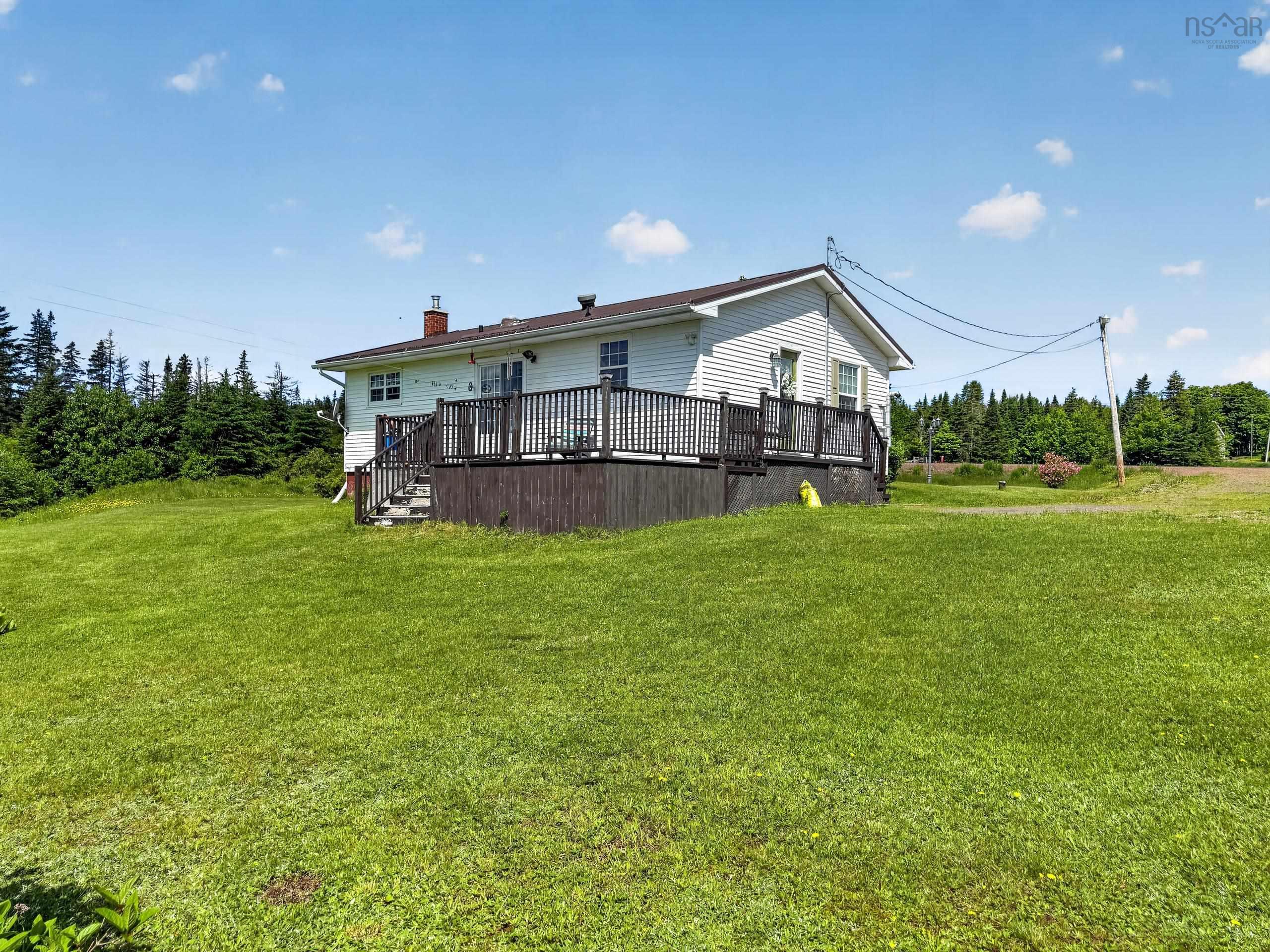 $288,900.00: 4400 Highway 311, Nuttby