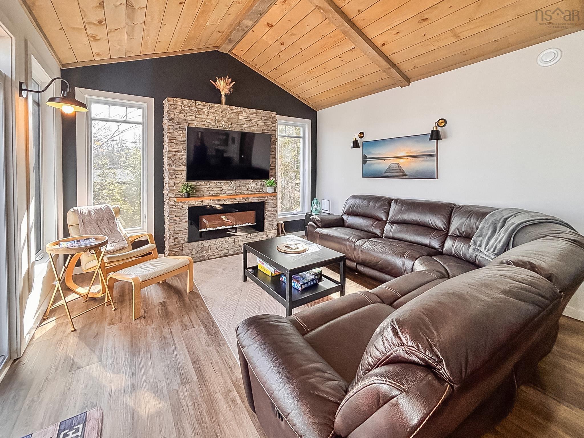 $534,900.00: 262 Harry Freeman Road, Labelle