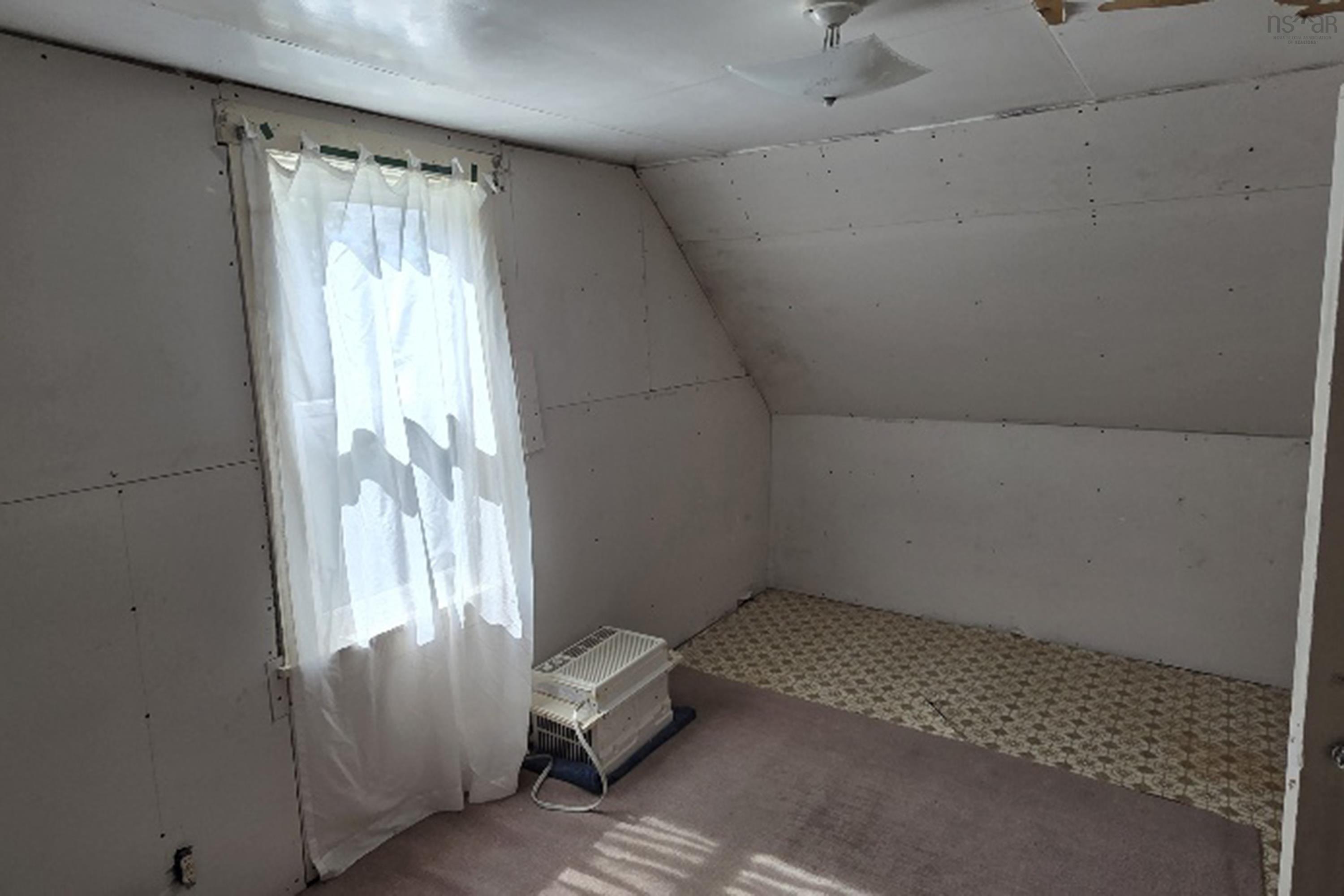 $59,900.00: 8 Grey Street, Springhill