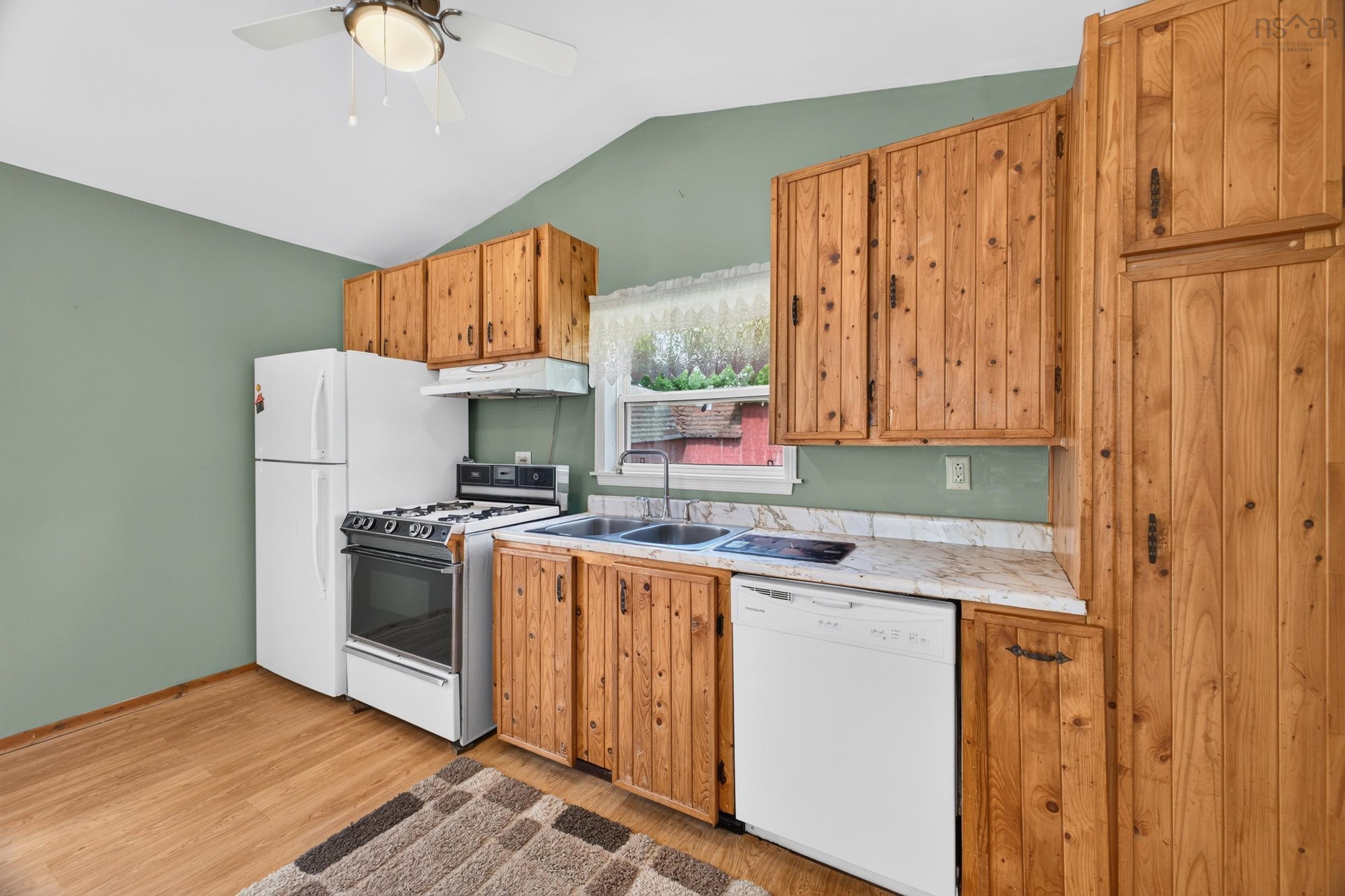 $234,900.00: 62 Chapel Street, Springhill