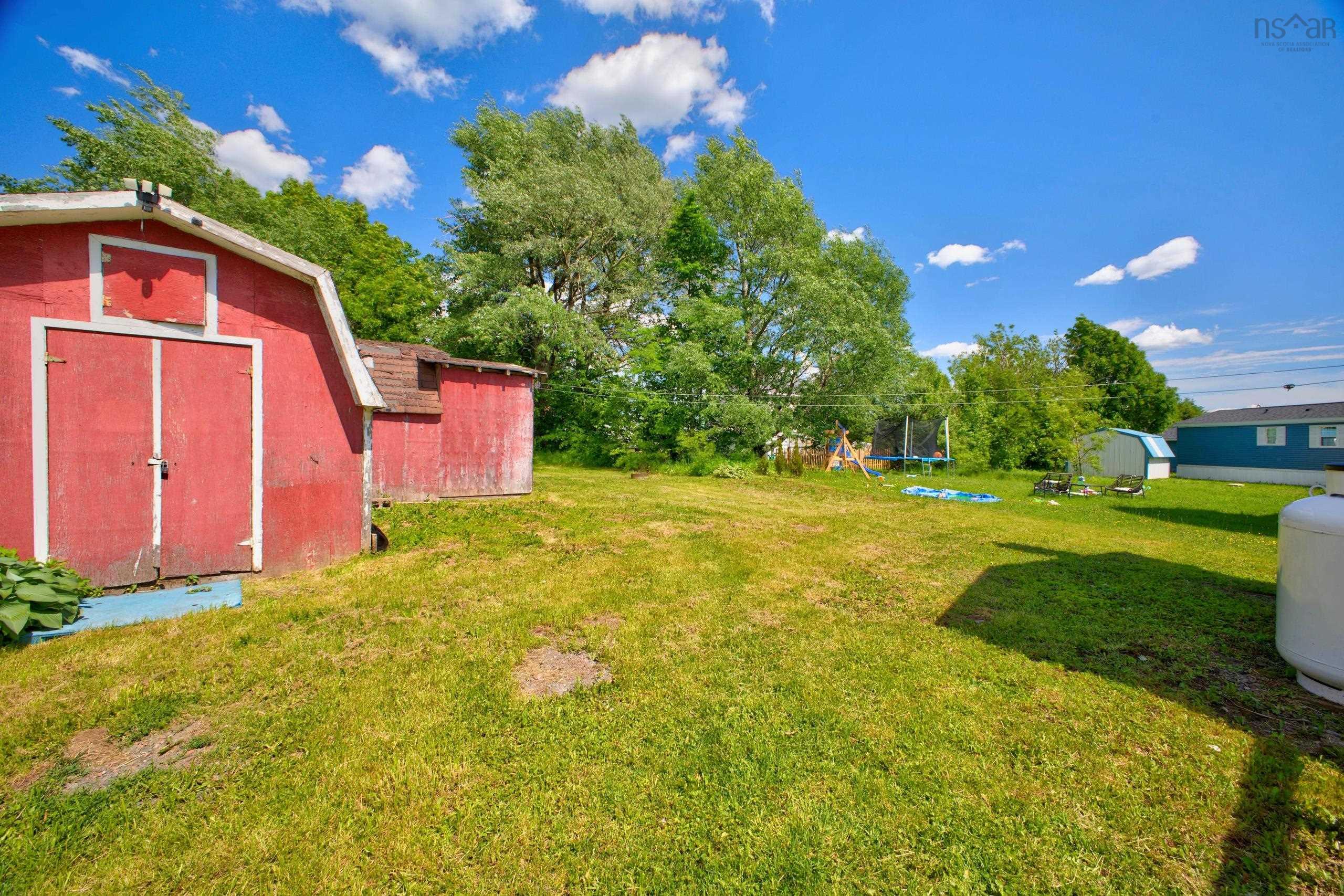 $234,900.00: 62 Chapel Street, Springhill