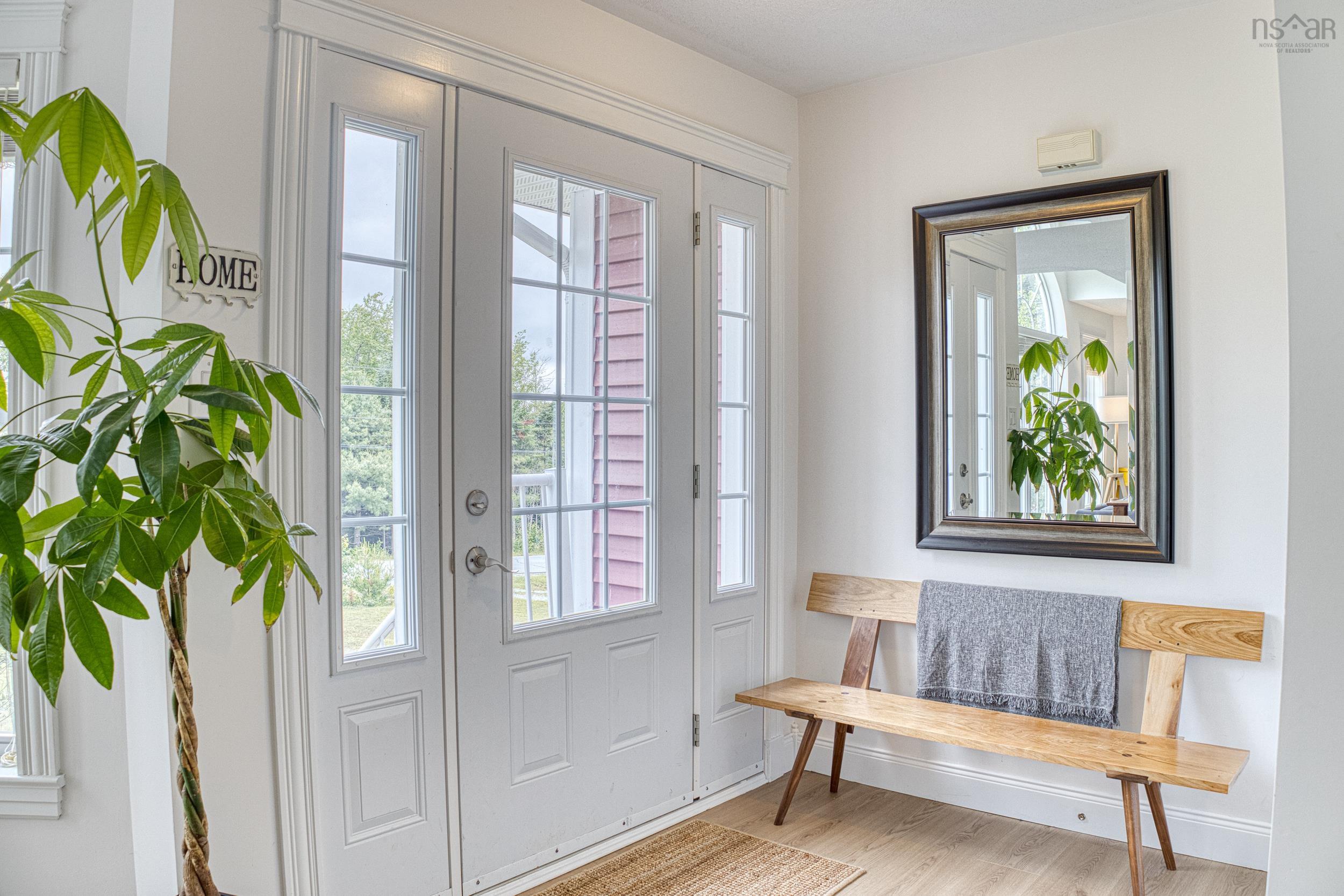 $699,900.00: 60 Elva Court, Tantallon