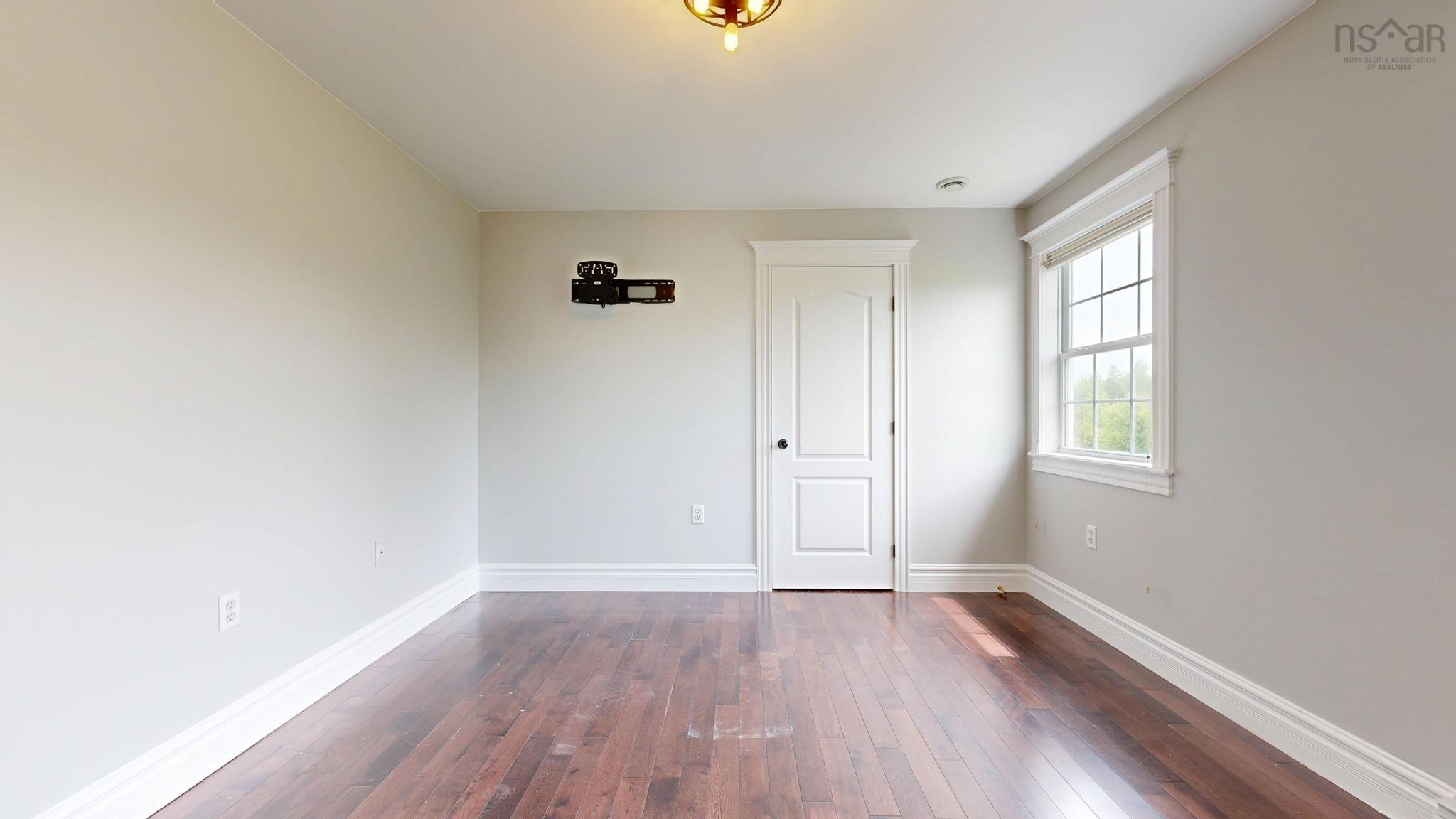 $549,000.00: 21 Acorn Avenue, Lantz