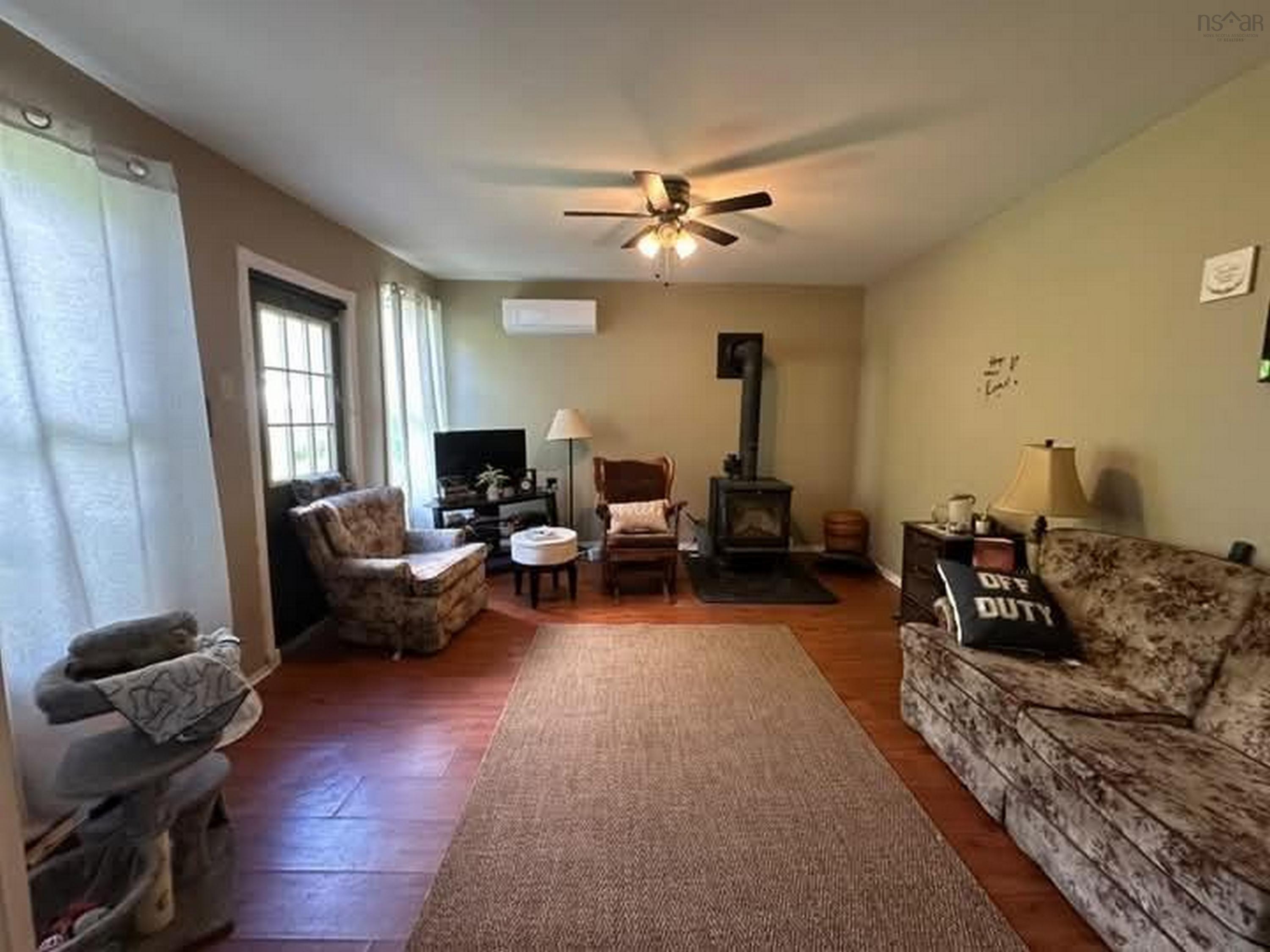 $294,900.00: 7770 Highway 1, Ellershouse