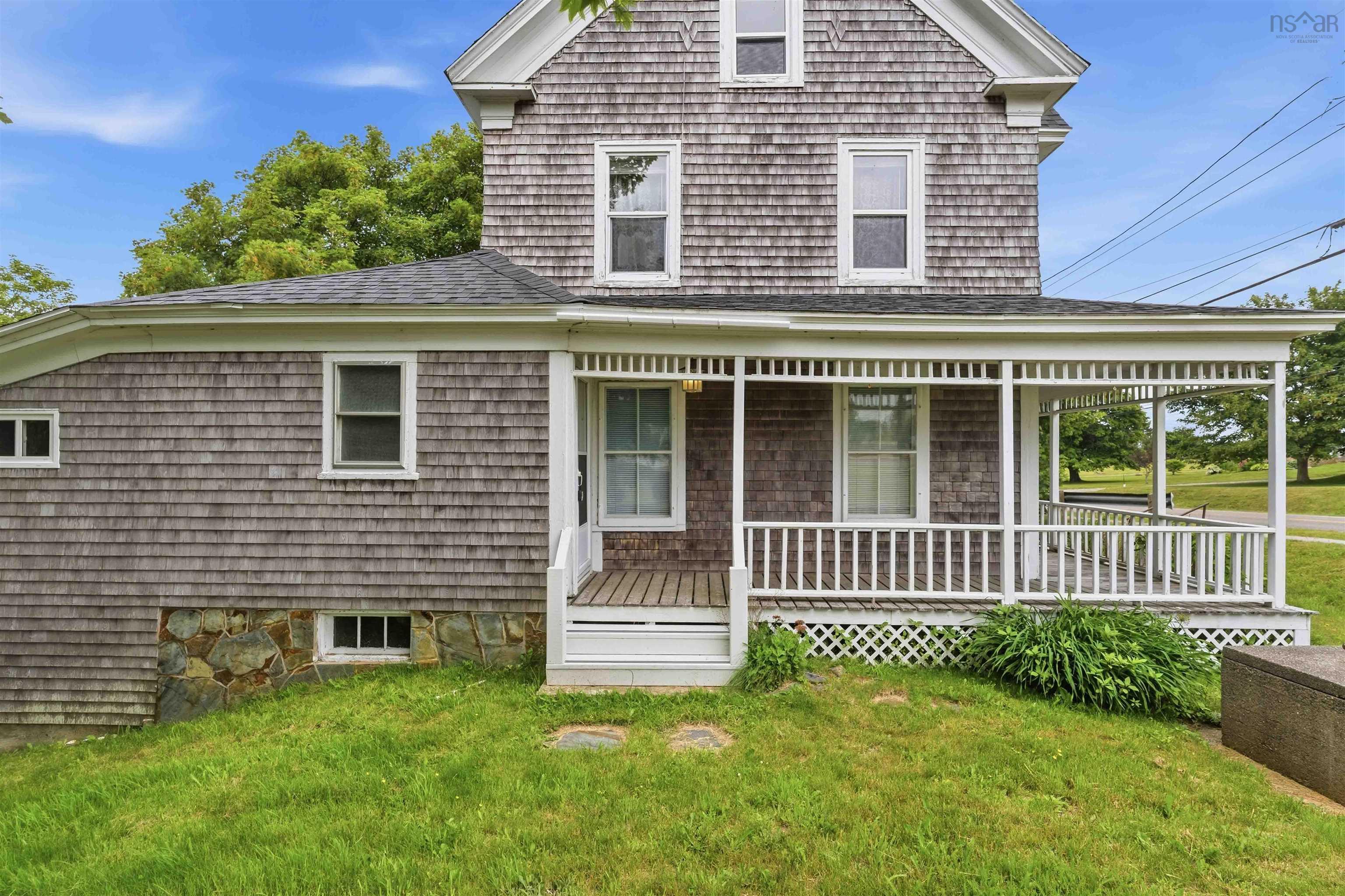 $429,000.00: 1843 Highway 1, Church Point