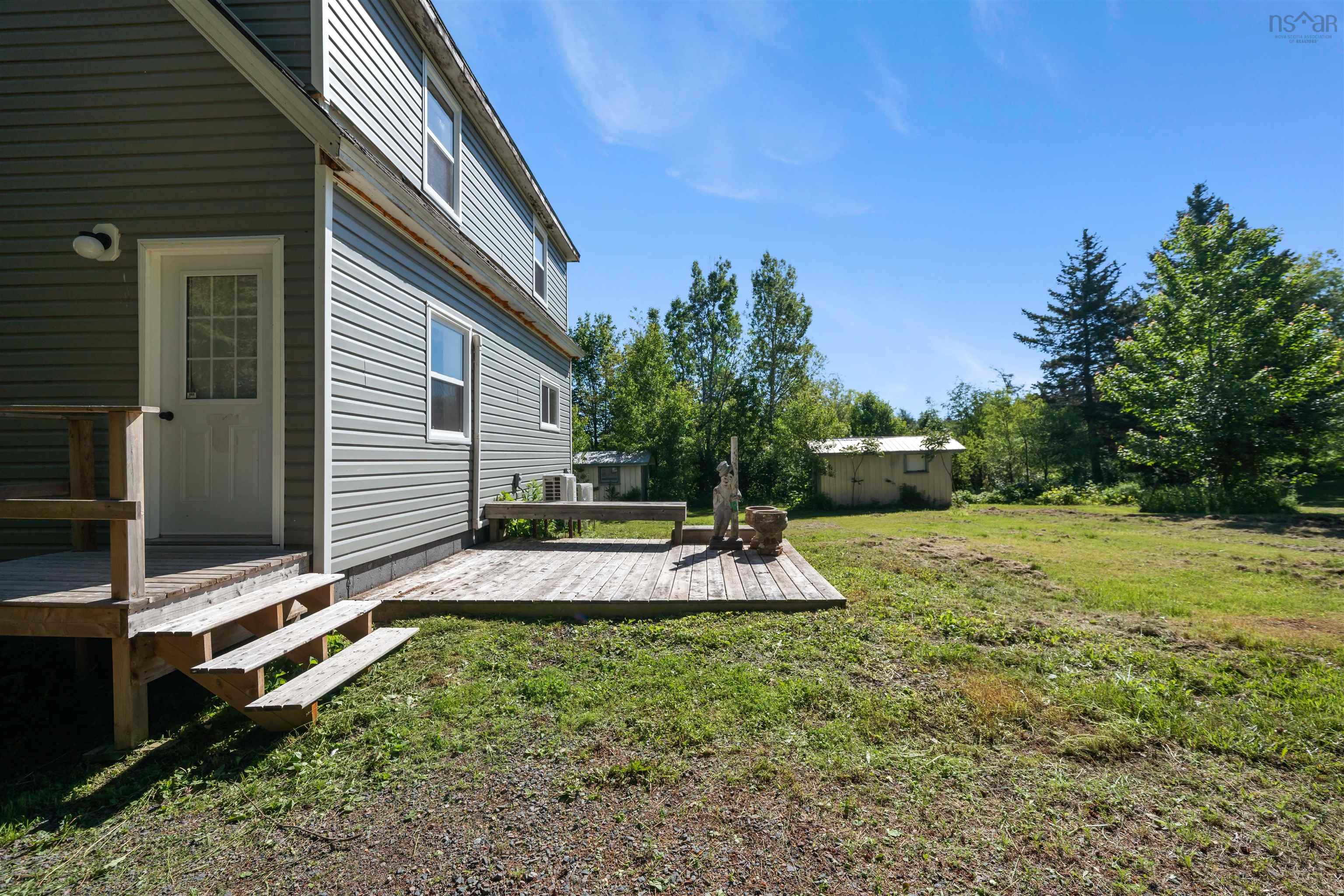 $279,000.00: 13734 Highway 6, Wallace