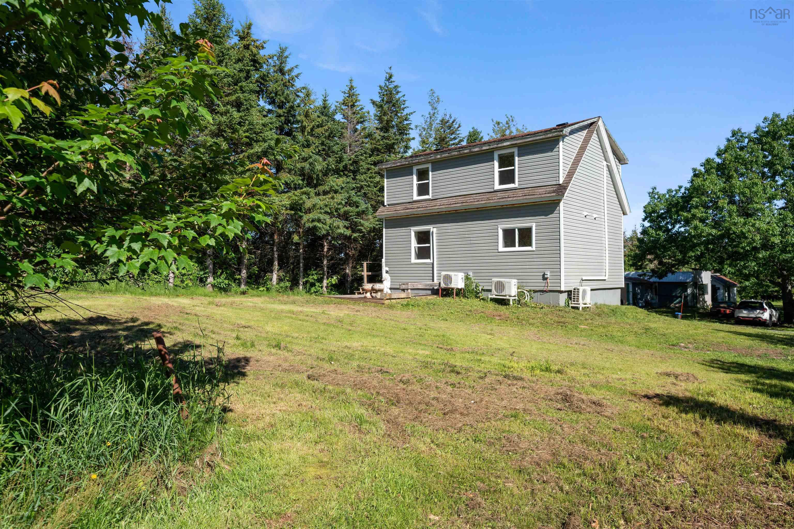 $279,000.00: 13734 Highway 6, Wallace
