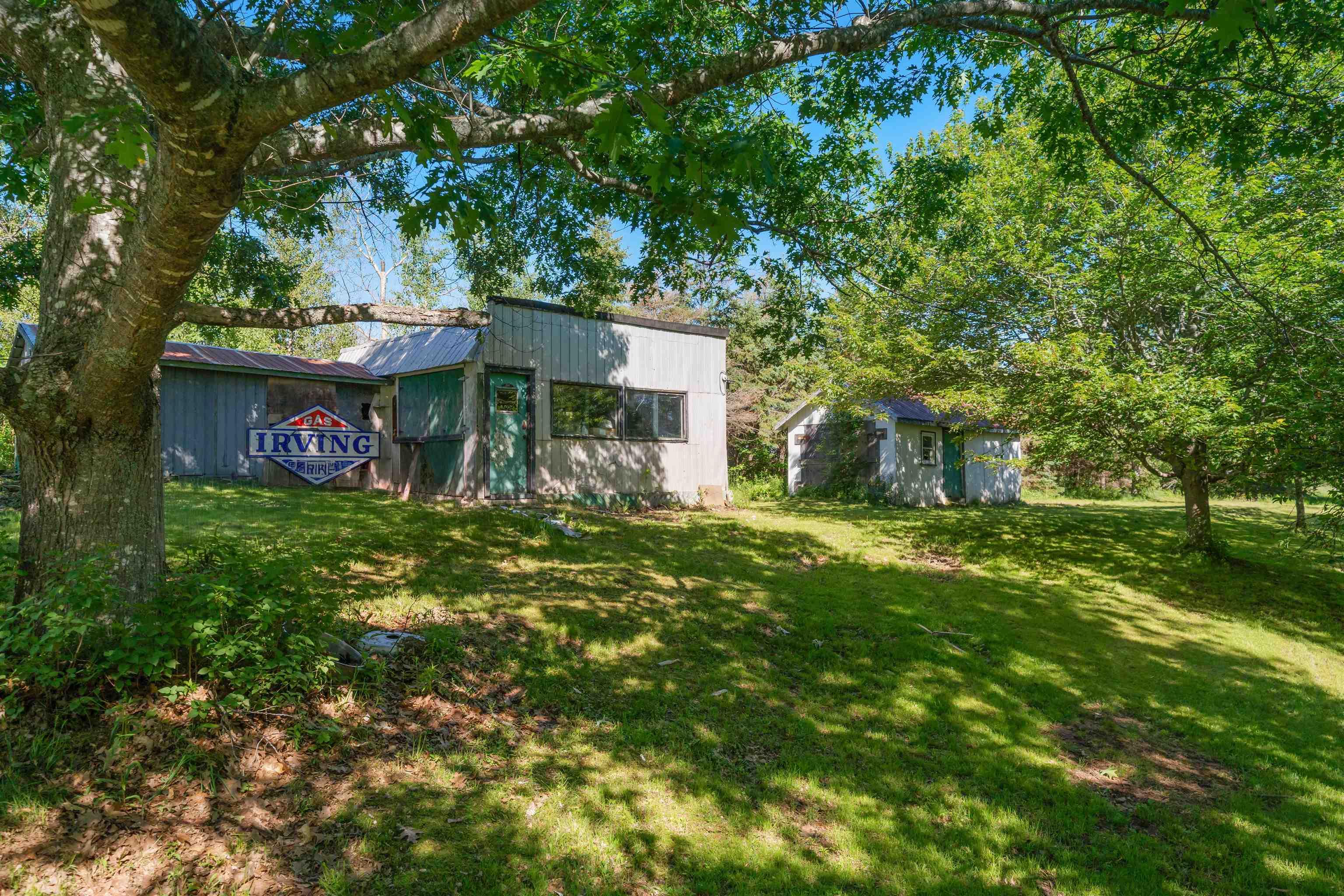 $279,000.00: 13734 Highway 6, Wallace