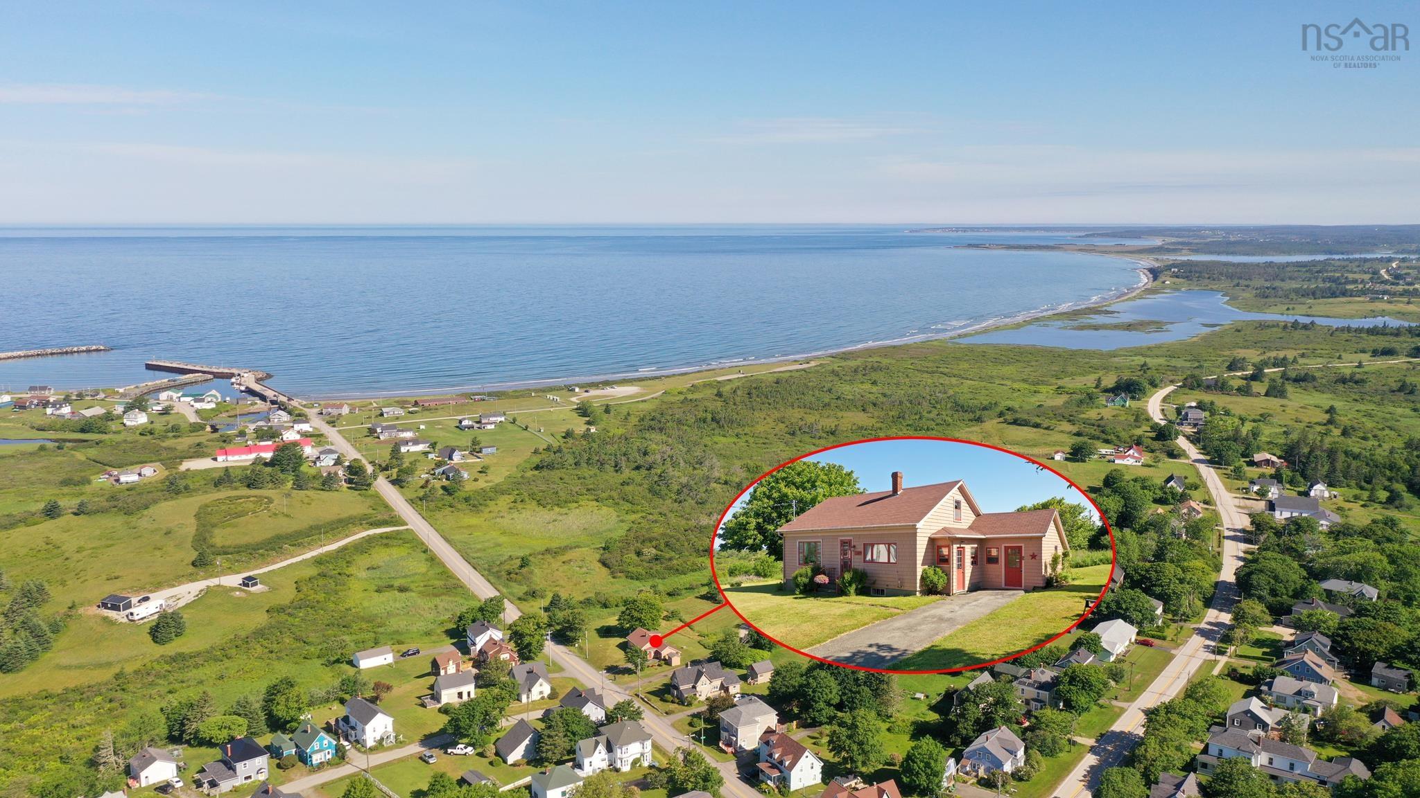 $299,000.00: 3389 Main Shore Road, Port Maitland