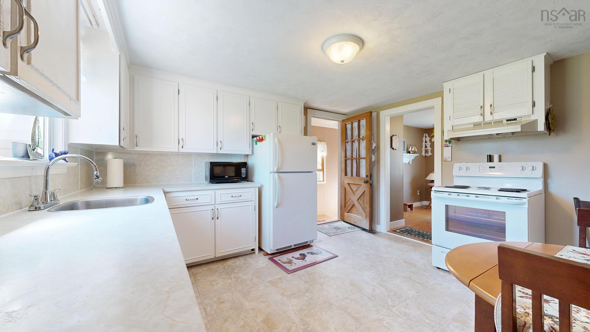 $299,000.00: 3389 Main Shore Road, Port Maitland