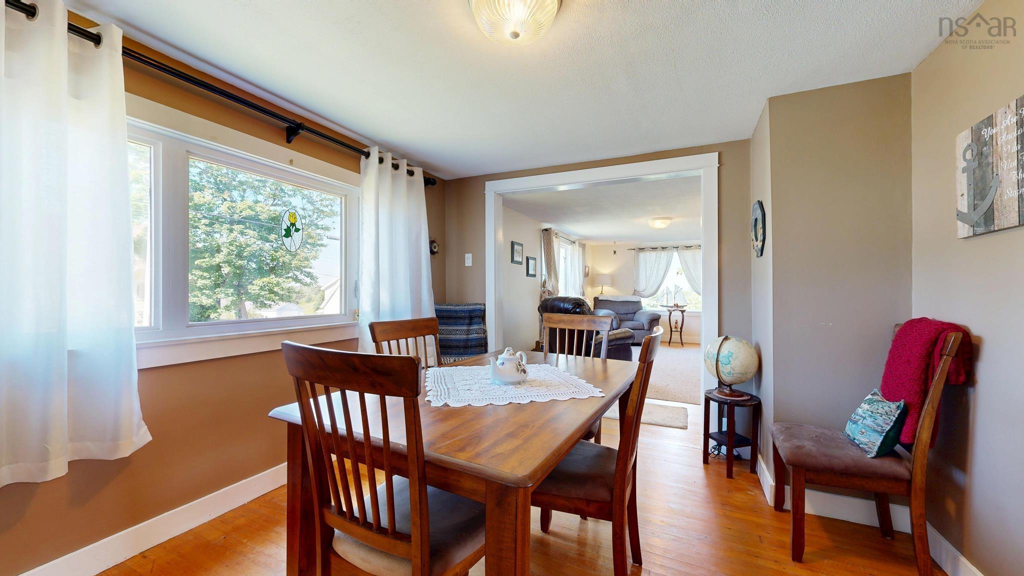 $299,000.00: 3389 Main Shore Road, Port Maitland
