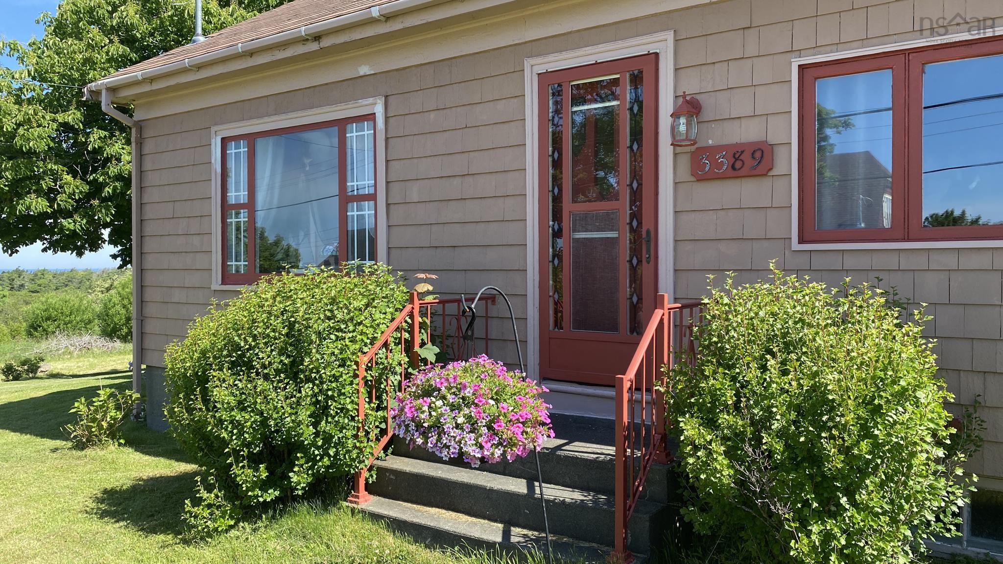 $299,000.00: 3389 Main Shore Road, Port Maitland