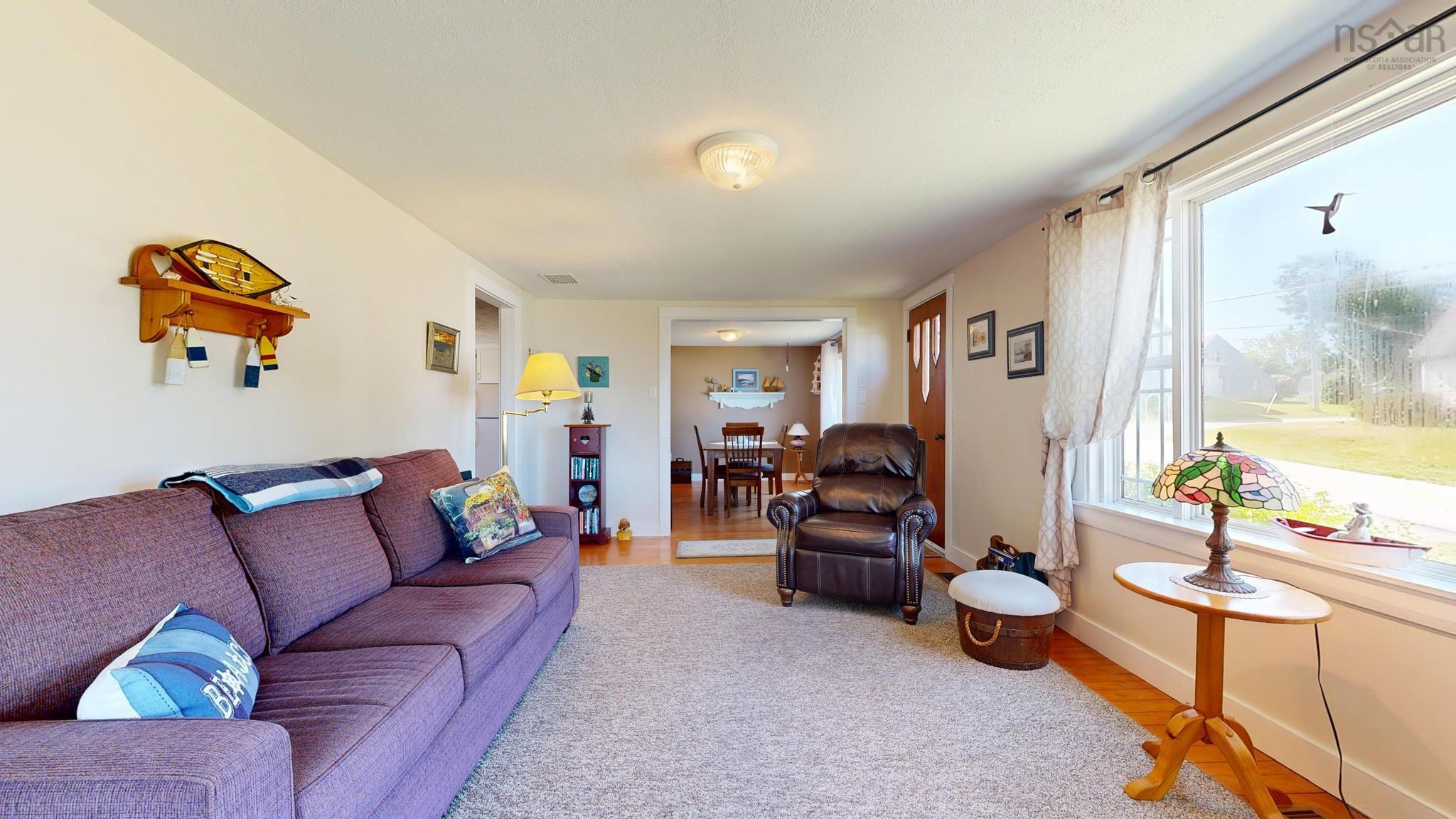 $299,000.00: 3389 Main Shore Road, Port Maitland