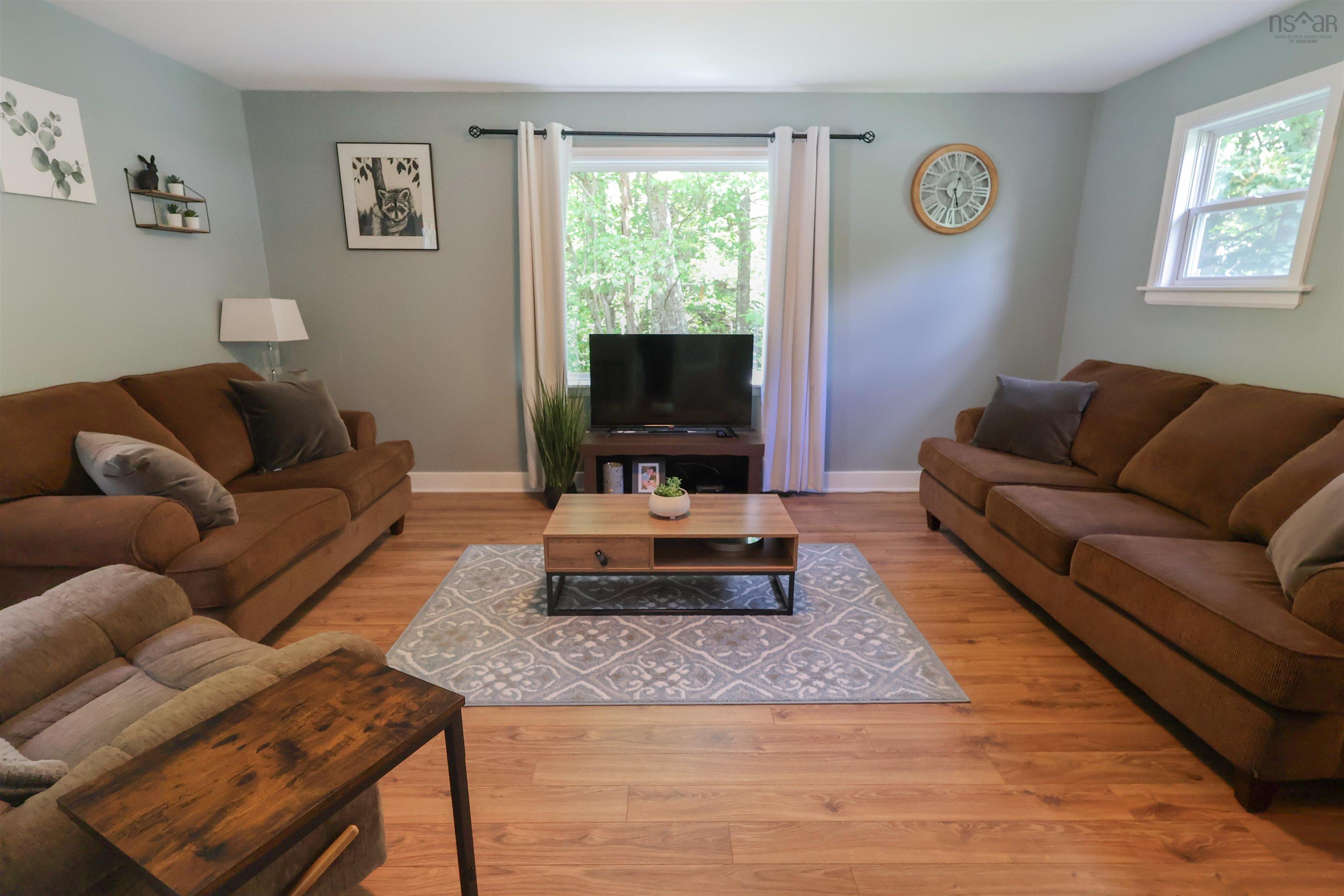 $379,900.00: 99 WALNUT Street, Bridgewater