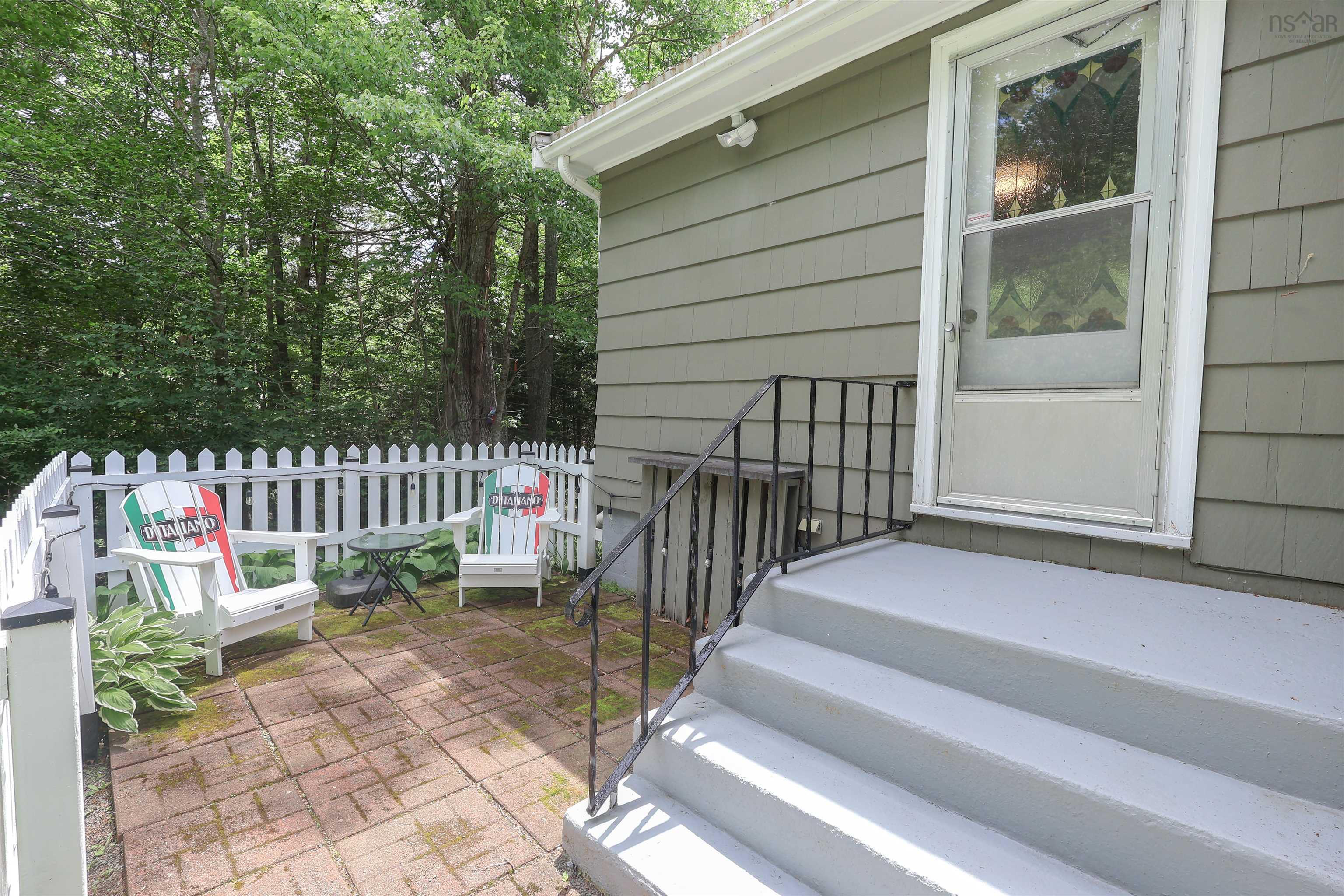 $379,900.00: 99 WALNUT Street, Bridgewater