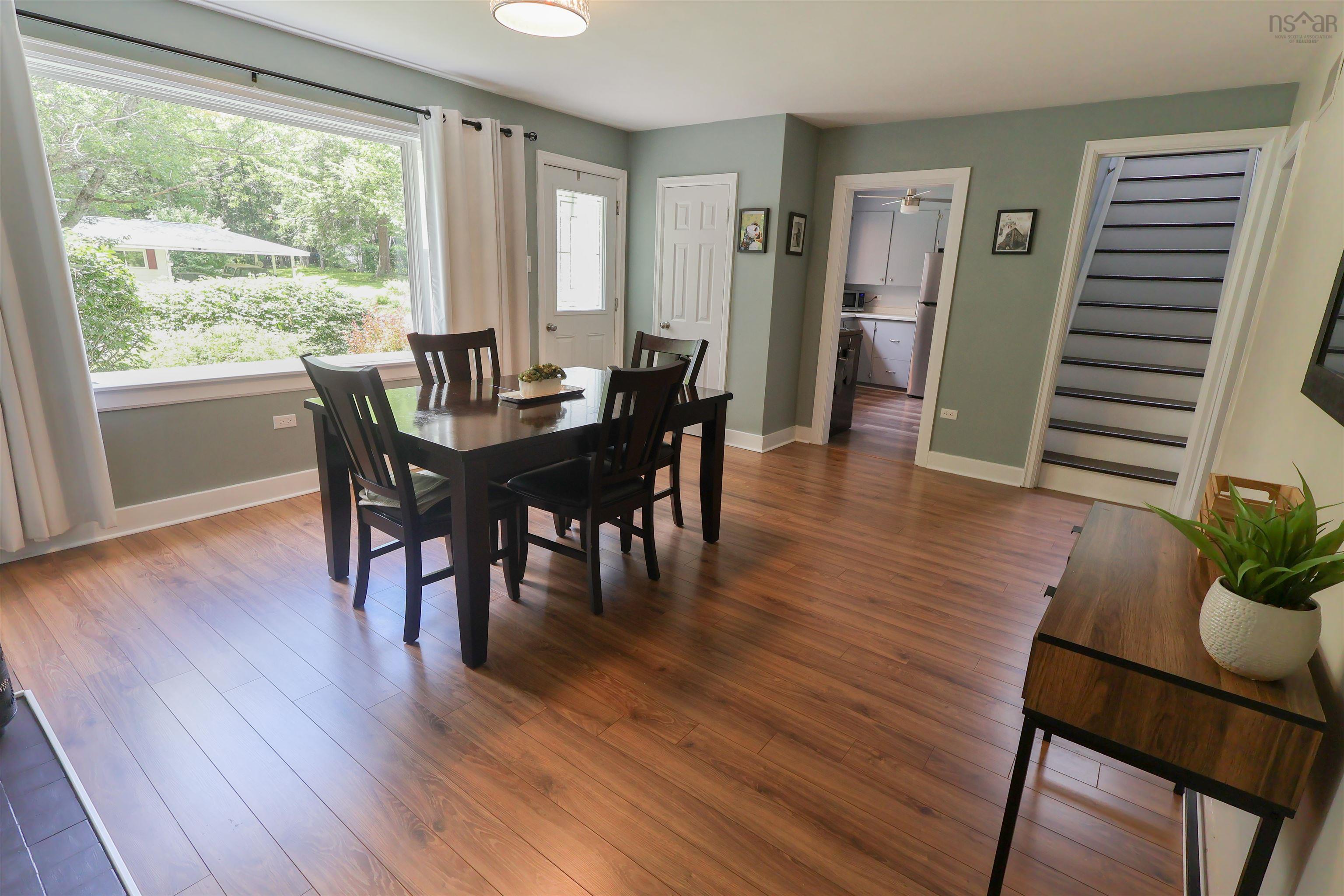 $379,900.00: 99 WALNUT Street, Bridgewater