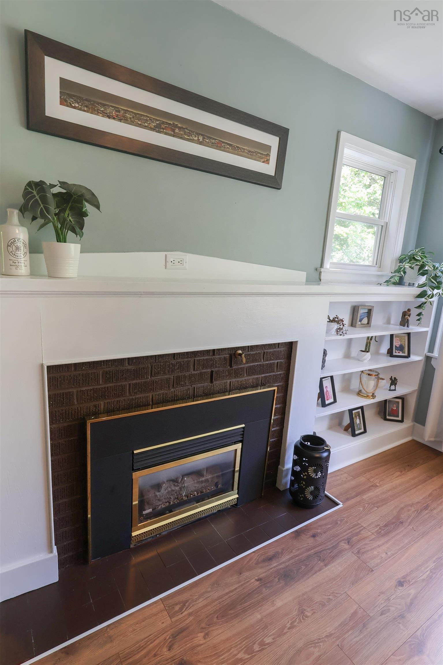 $379,900.00: 99 WALNUT Street, Bridgewater