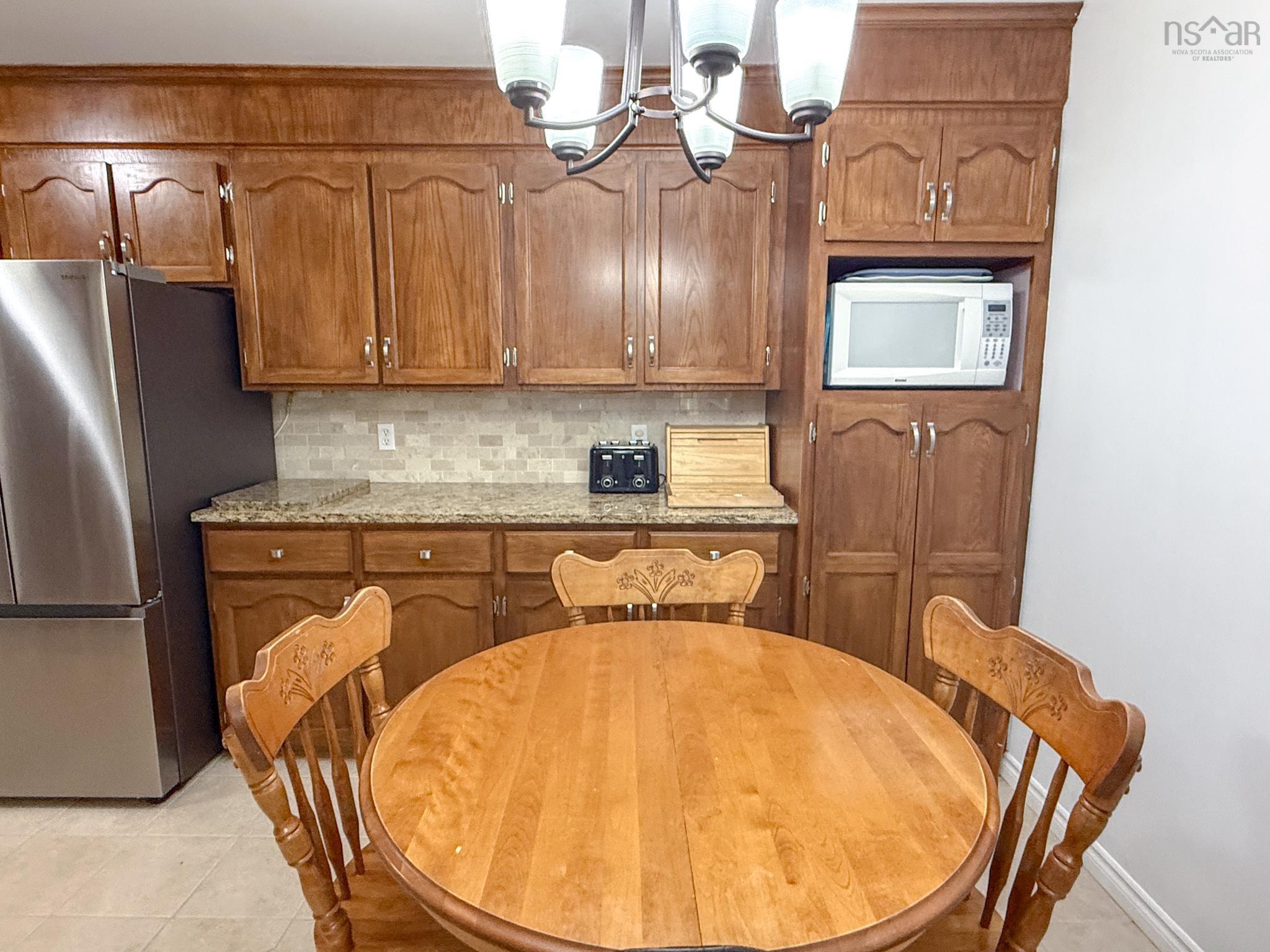$519,900.00: 1192 Highway 2, Lantz
