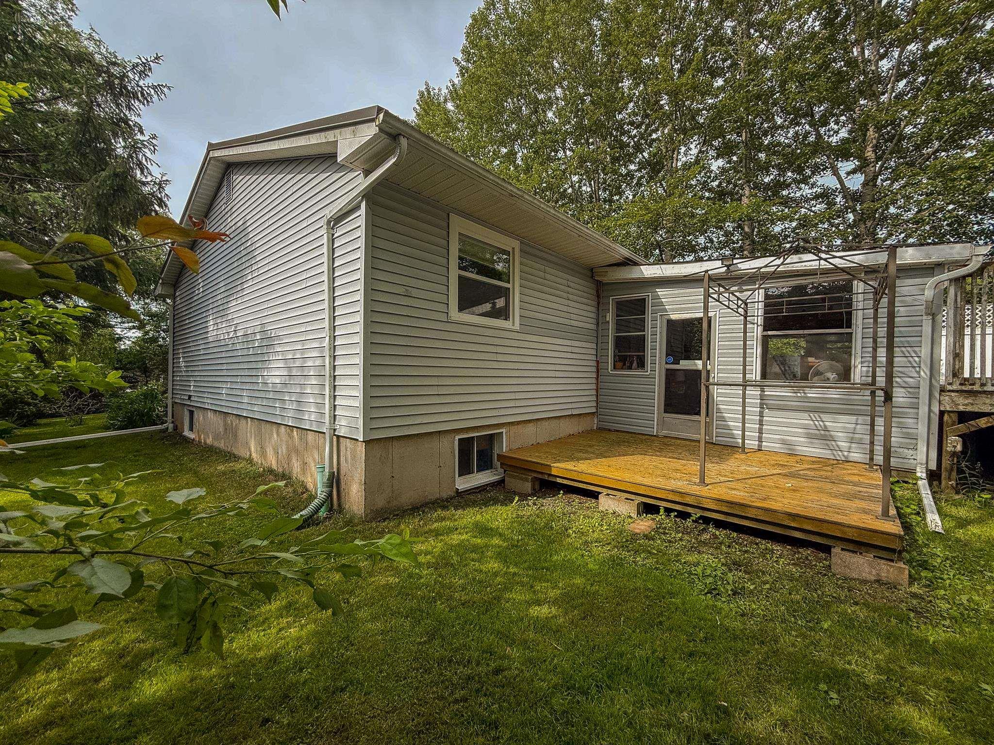$519,900.00: 1192 Highway 2, Lantz