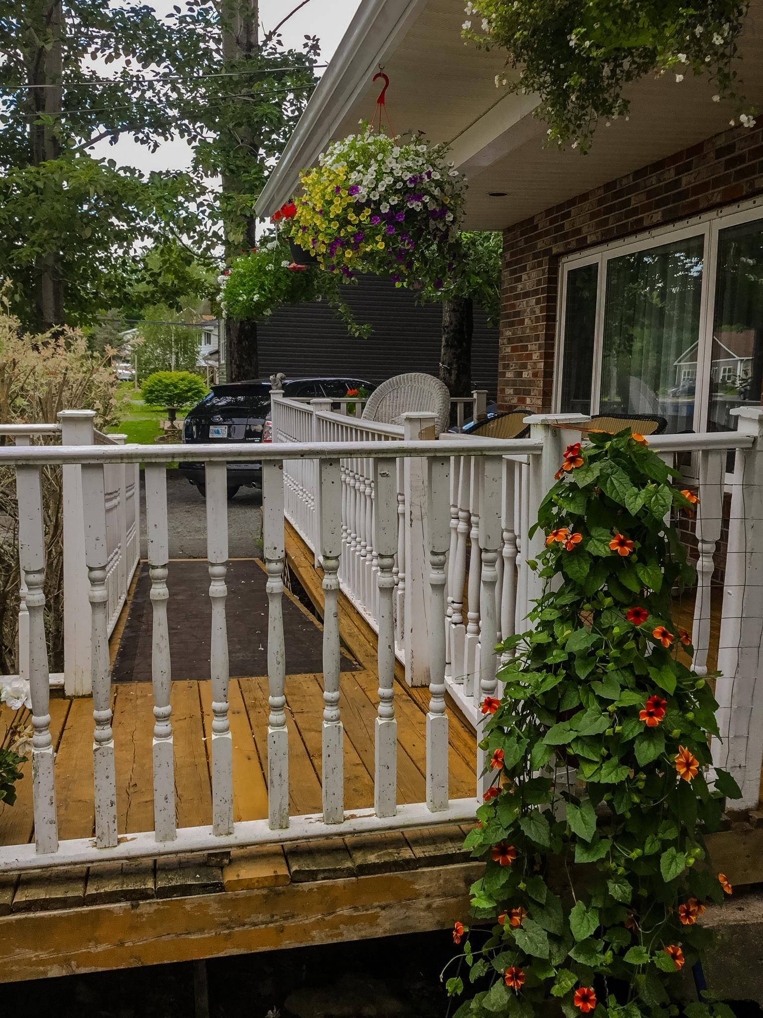 $519,900.00: 1192 Highway 2, Lantz