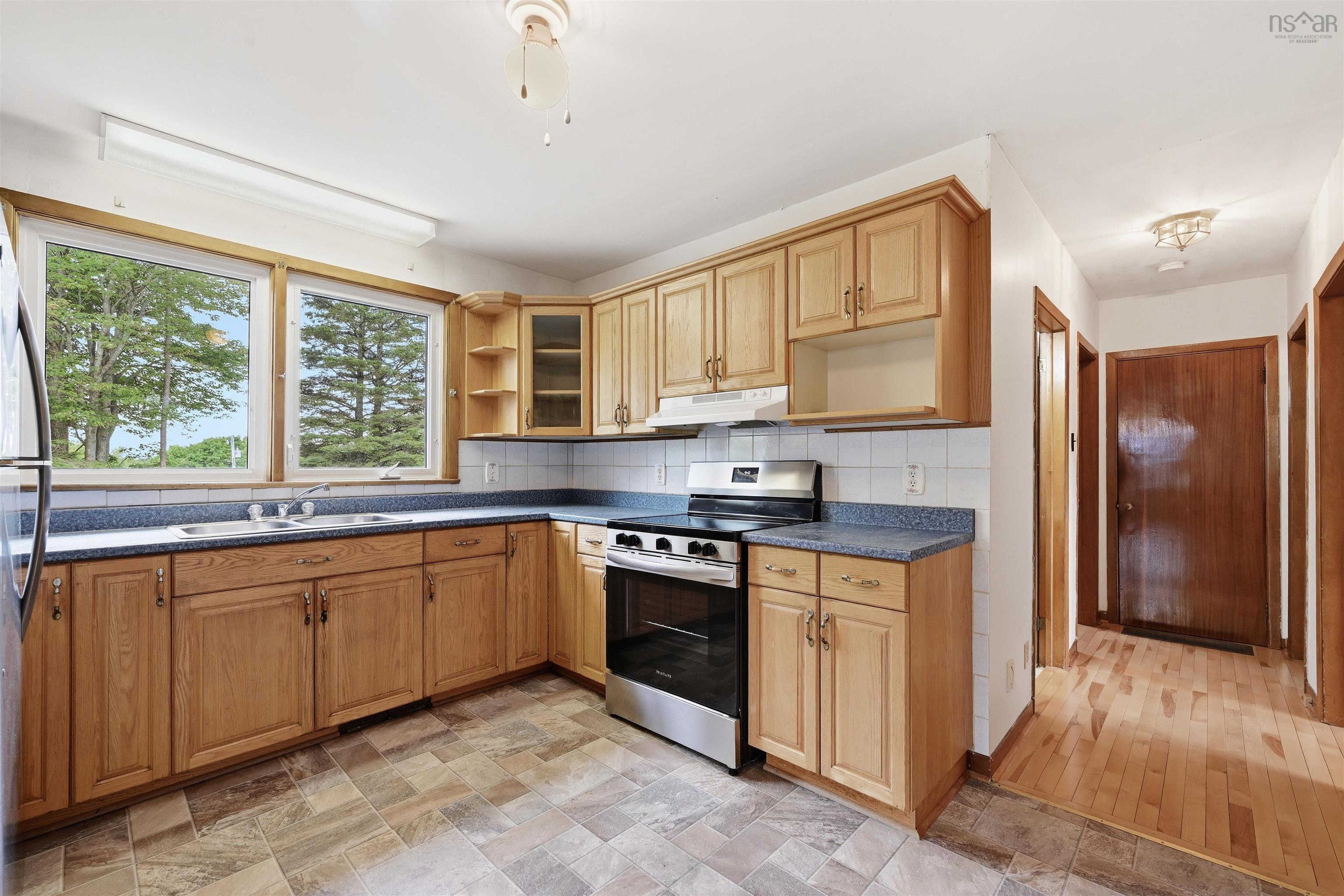 $459,000.00: 13 Brigadoon Avenue, Dartmouth