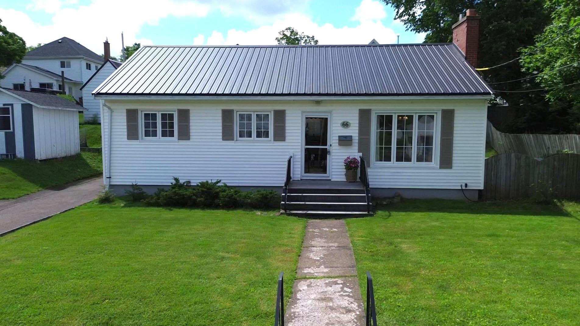 $353,950.00: 66 Melrose Terrace, Truro
