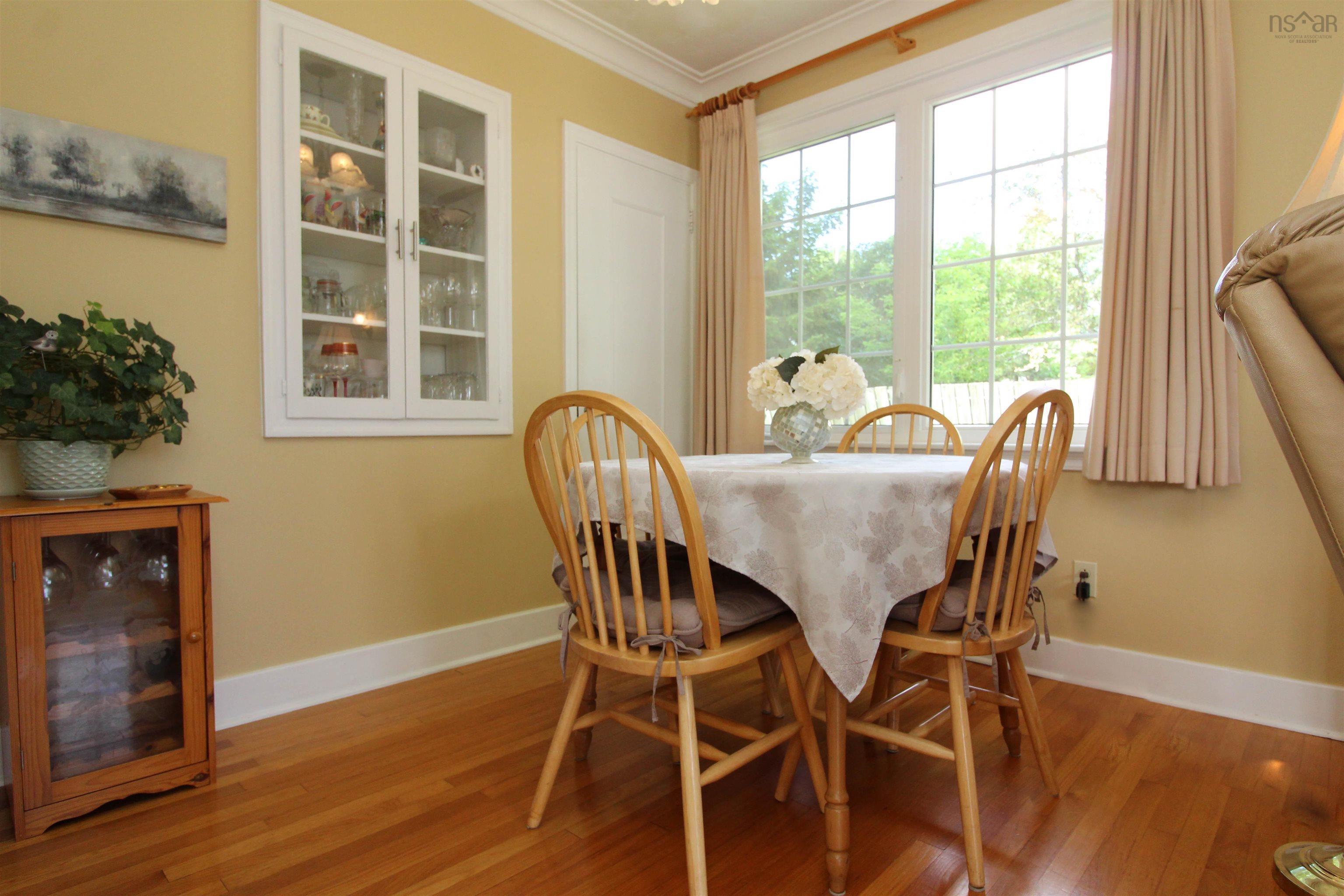 $353,950.00: 66 Melrose Terrace, Truro