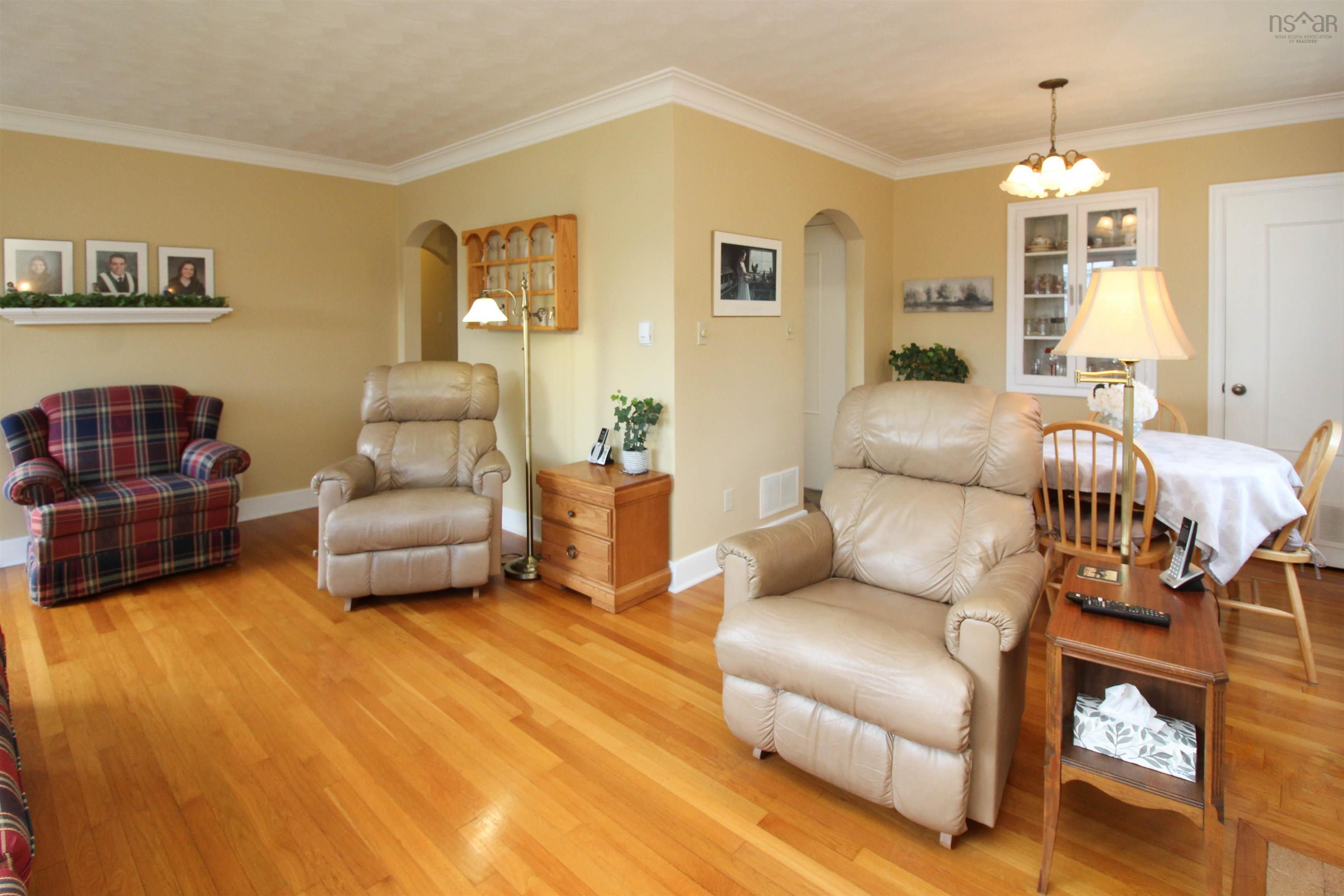 $353,950.00: 66 Melrose Terrace, Truro