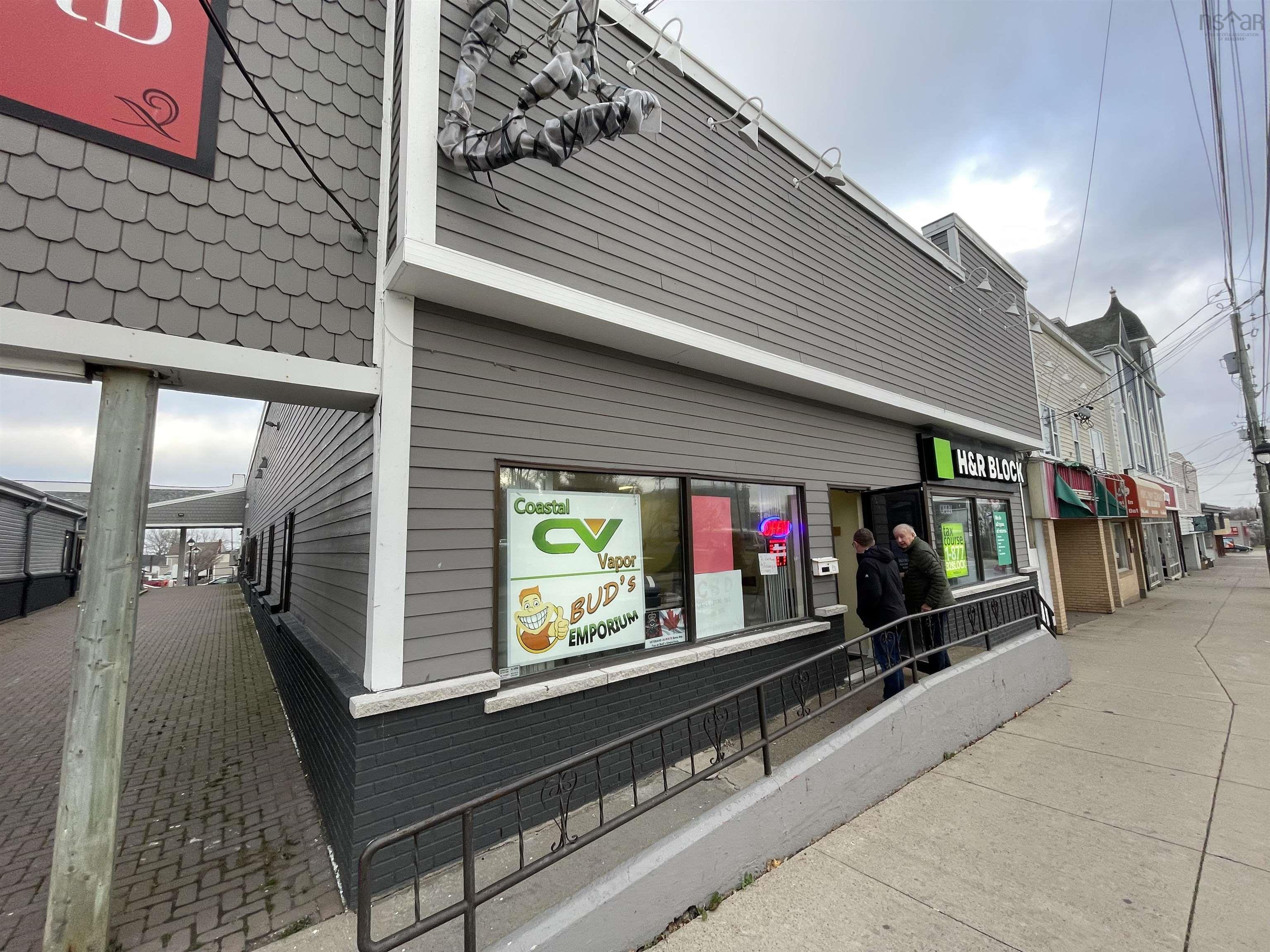$2,450,000.00: 129-153 Commercial Street, Glace Bay
